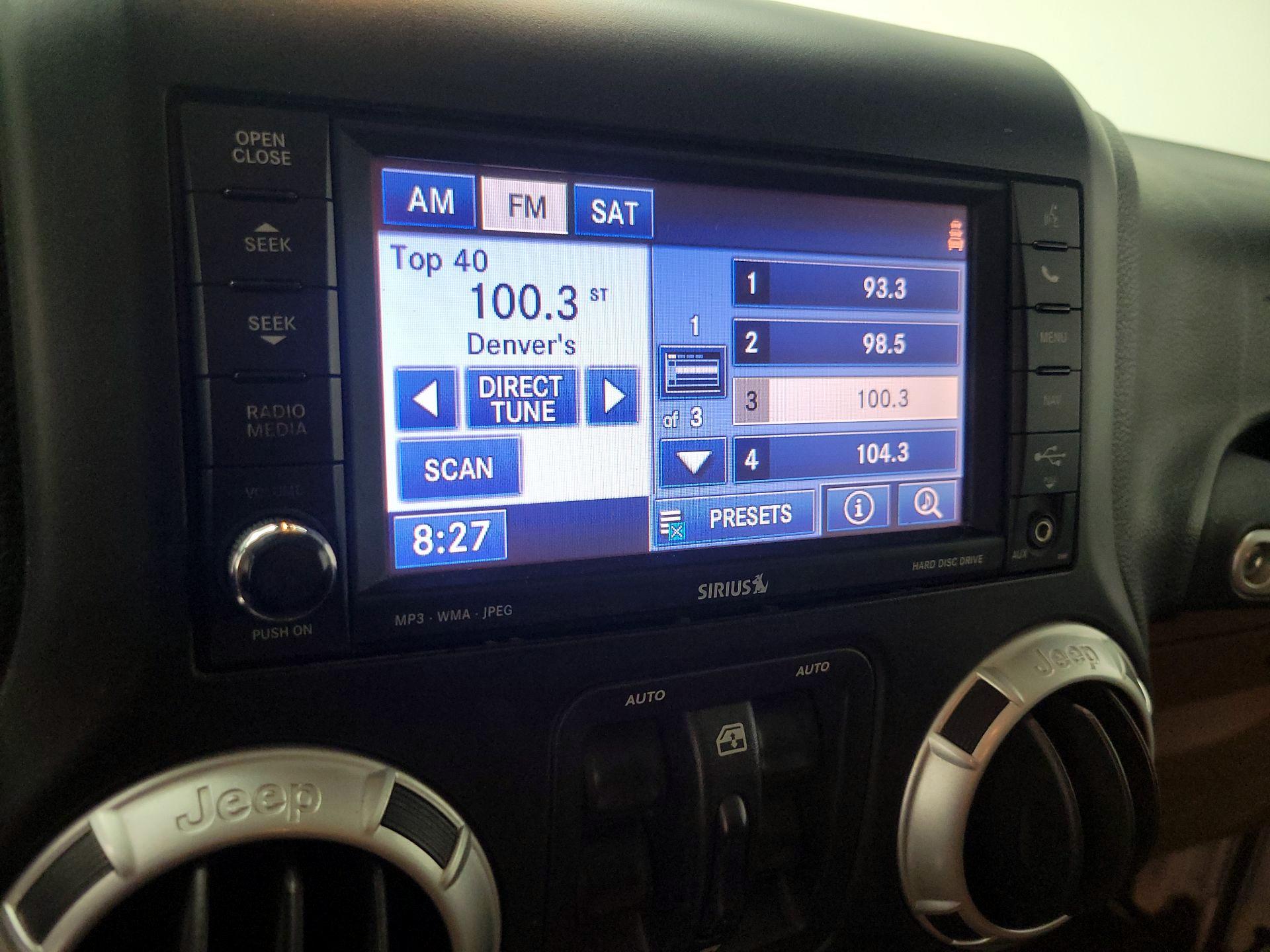 Thumbnail: 2014 Jeep Wrangler - 15