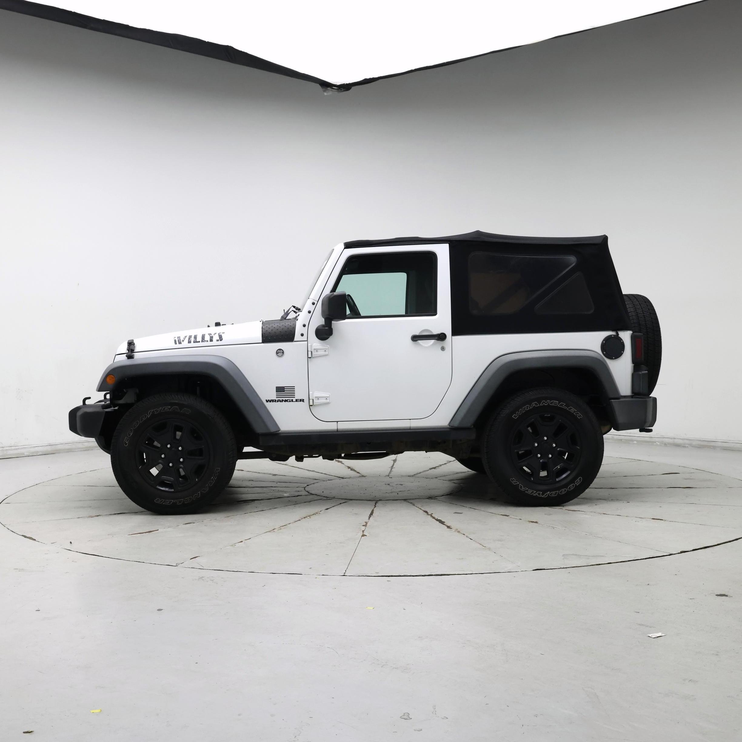 Thumbnail: 2016 Jeep Wrangler - 3