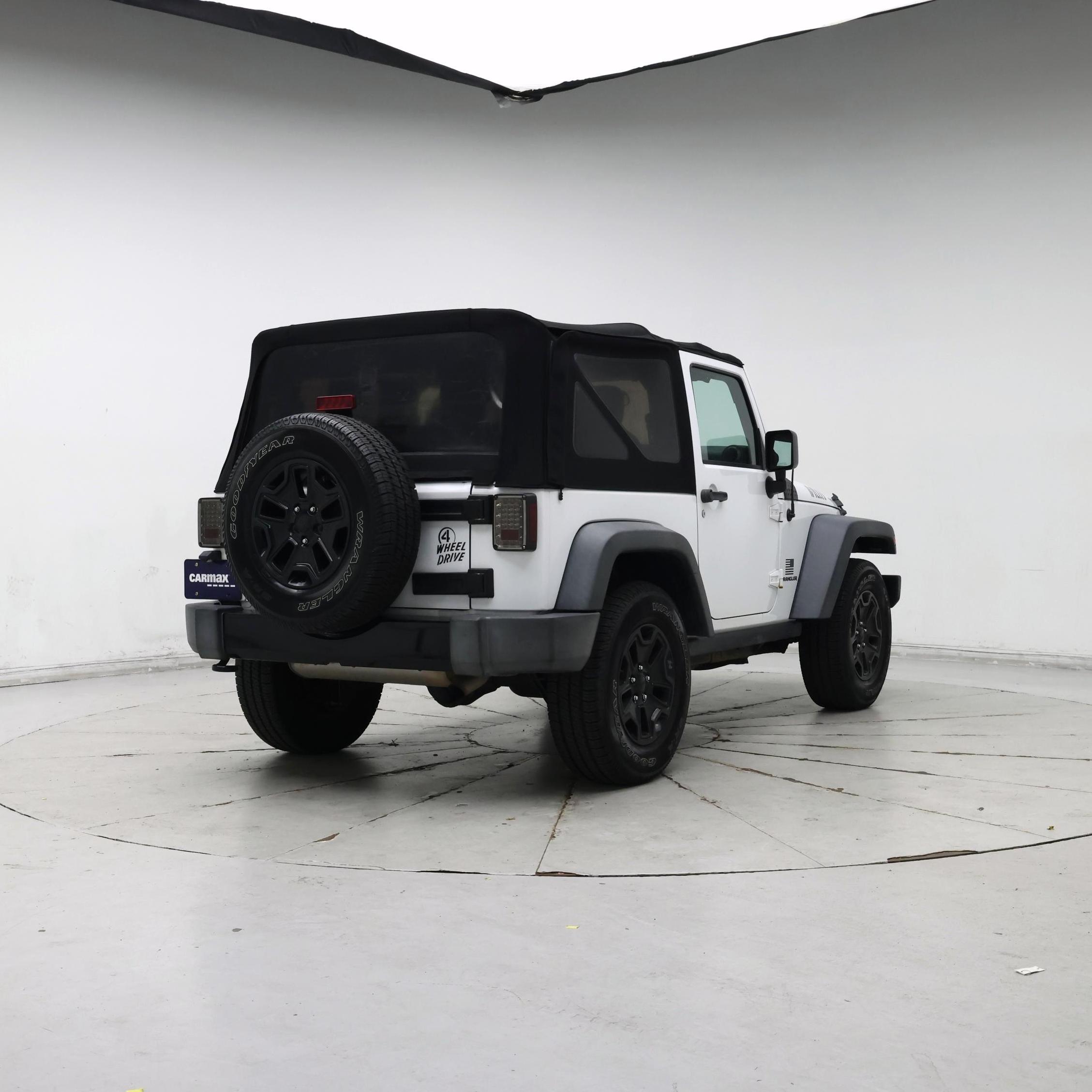 Thumbnail: 2016 Jeep Wrangler - 8