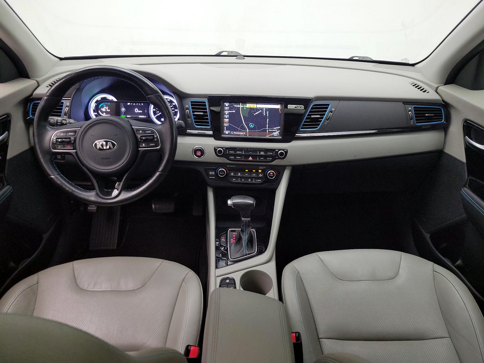 Thumbnail: 2017 Kia Niro - 9