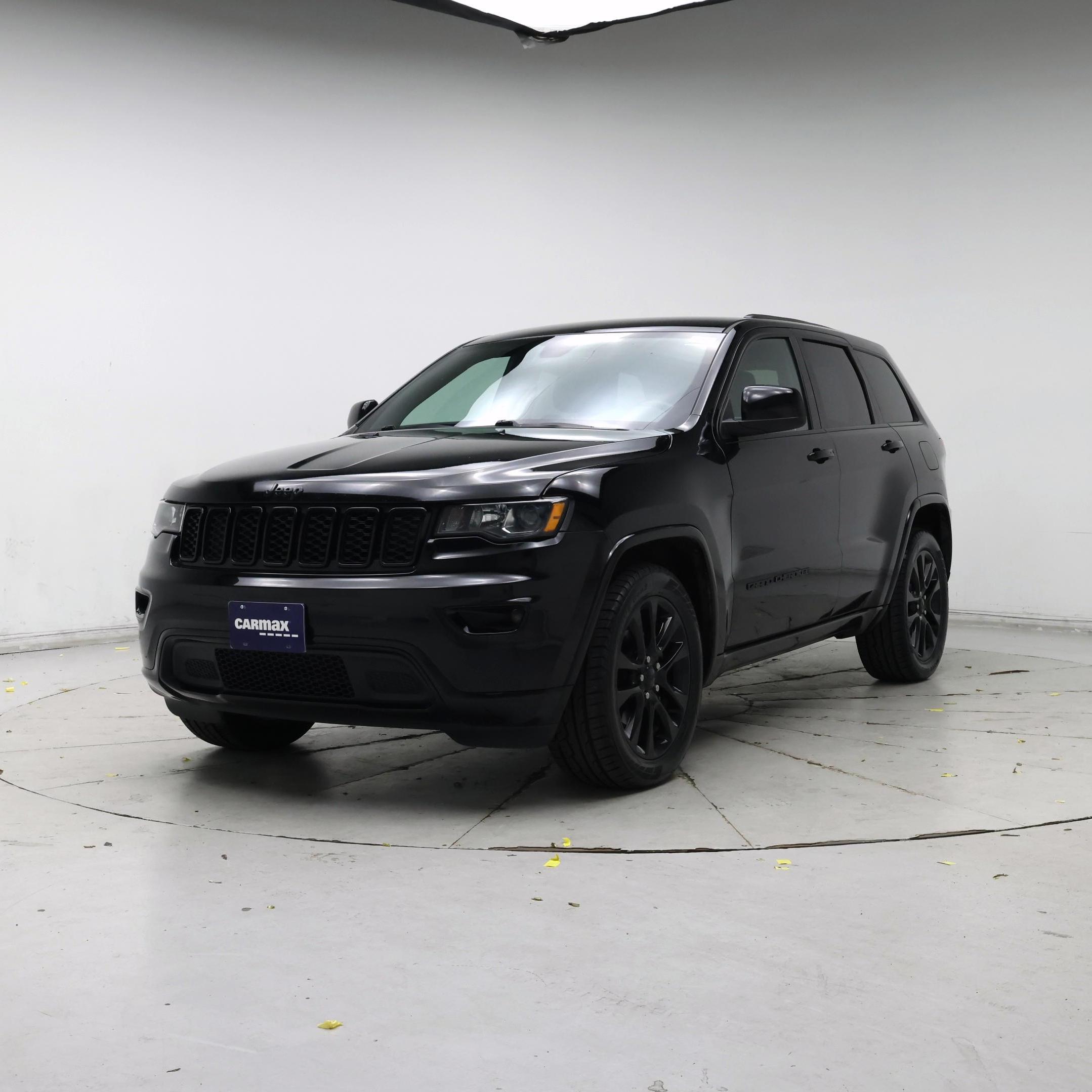 Thumbnail: 2018 Jeep Grand Cherokee - 4