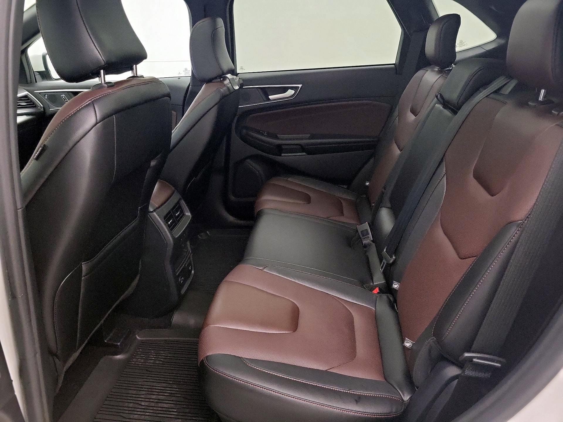 Thumbnail: 2022 Ford Edge - 18