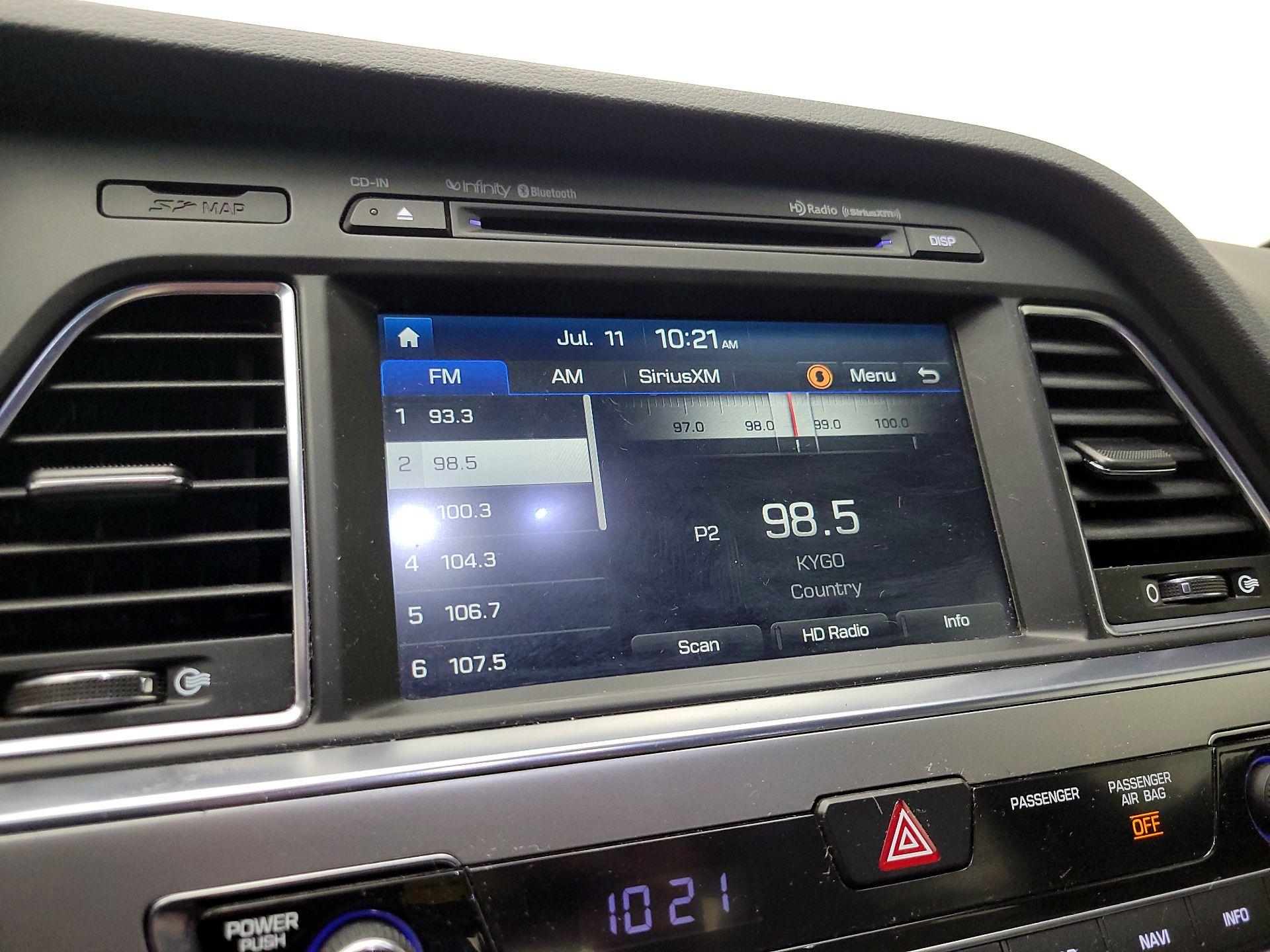 Thumbnail: 2017 Hyundai Sonata - 16