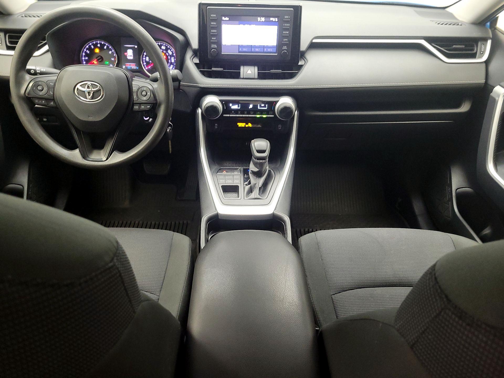 Thumbnail: 2019 Toyota RAV4 - 9