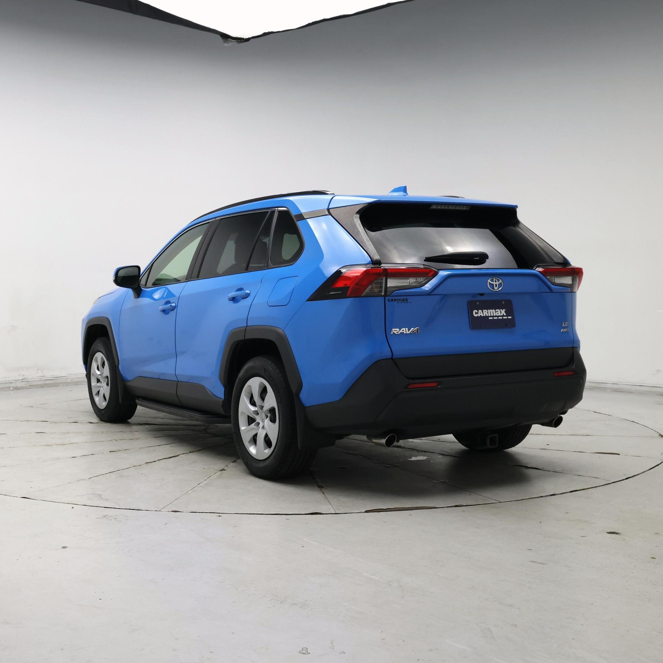 Thumbnail: 2019 Toyota RAV4 - 2