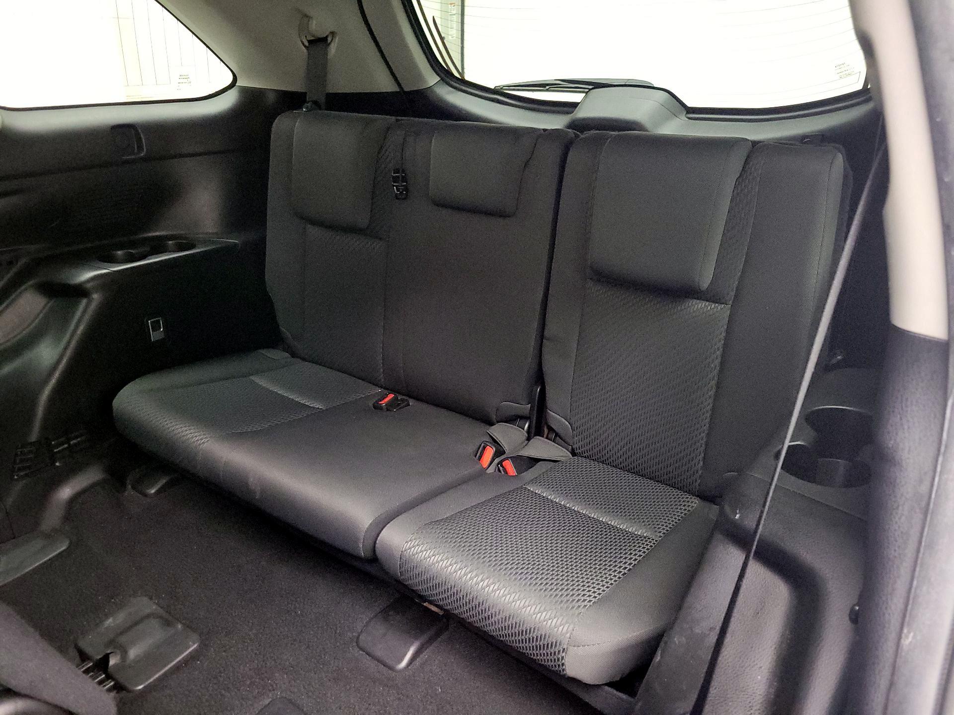 Thumbnail: 2019 Toyota Highlander - 20