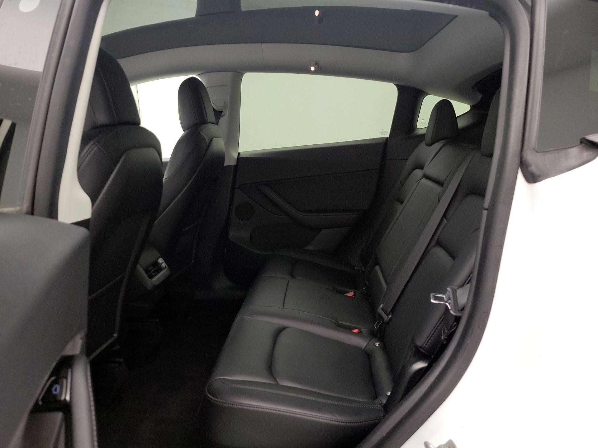 Thumbnail: 2021 Tesla Model Y - 19