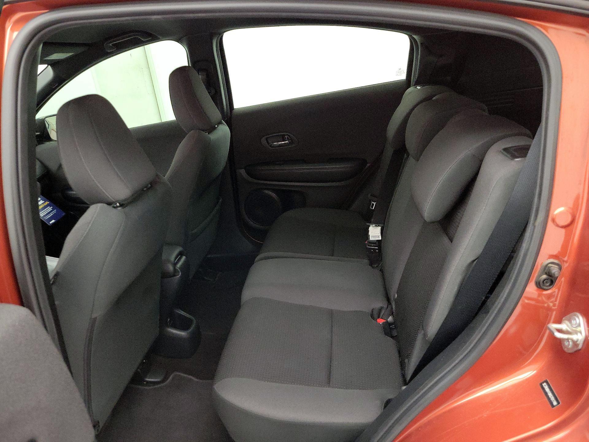 Thumbnail: 2019 Honda HR-V - 19