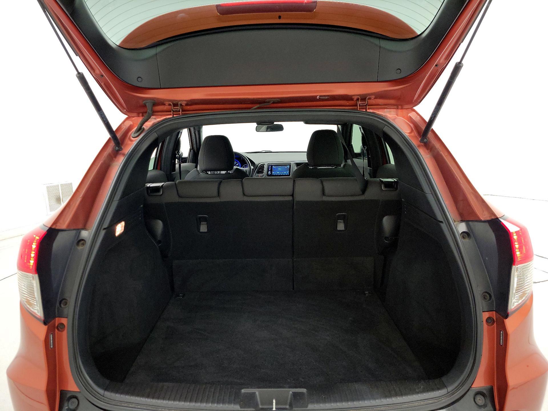 Thumbnail: 2019 Honda HR-V - 20