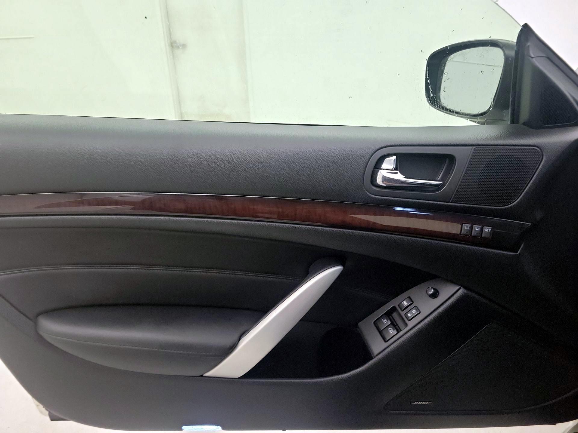Thumbnail: 2014 INFINITI Q60 - 12