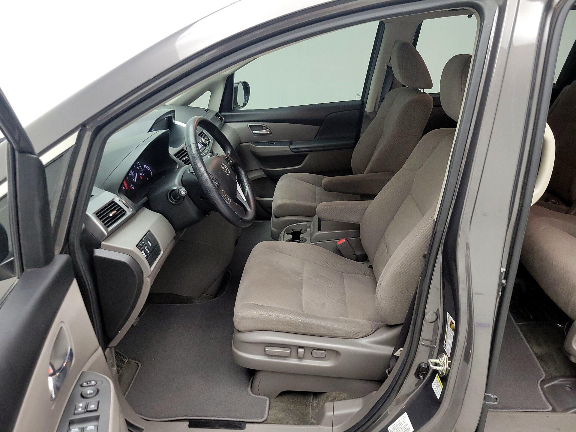 Thumbnail: 2014 Honda Odyssey - 11