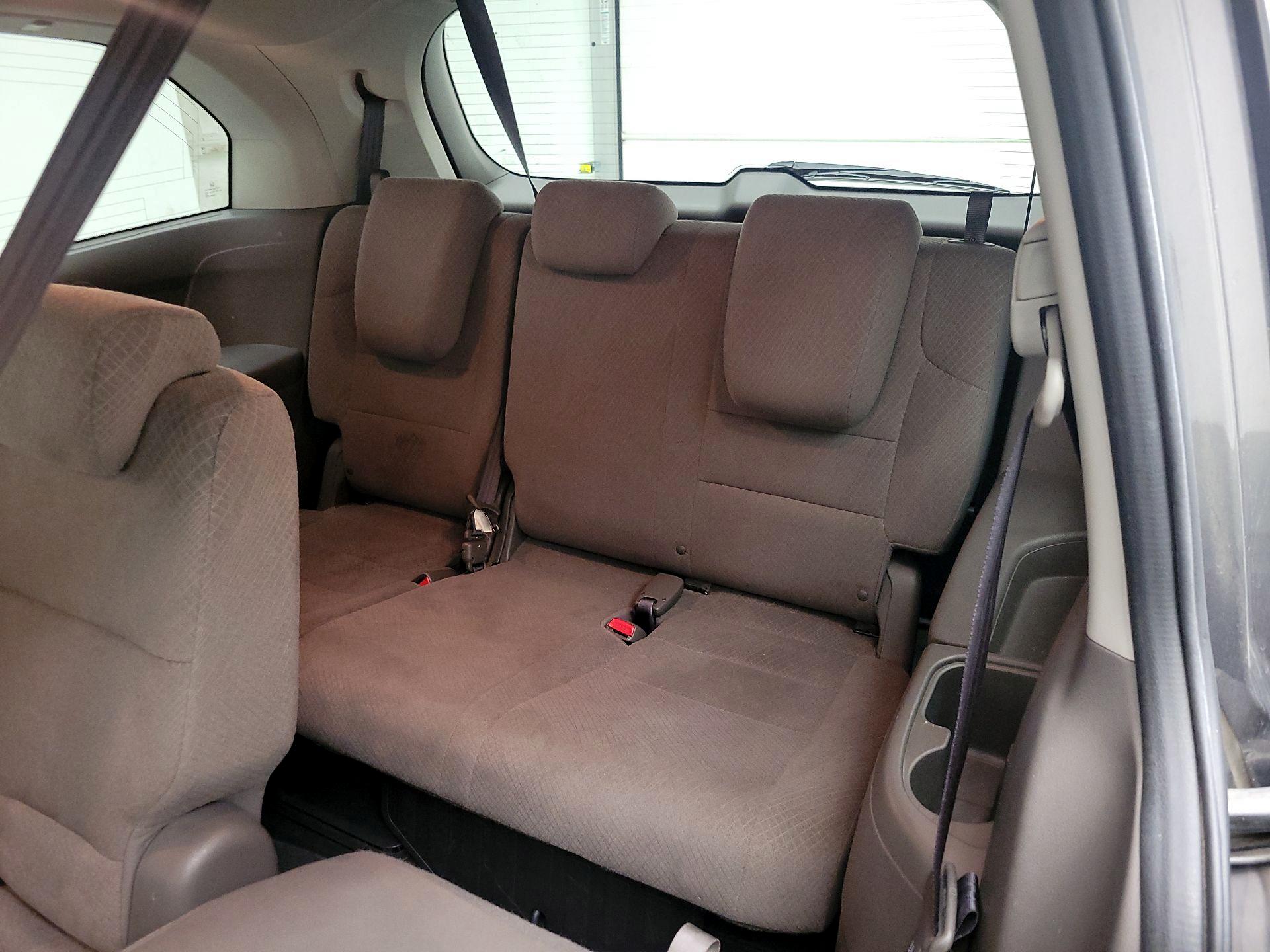 Thumbnail: 2014 Honda Odyssey - 20