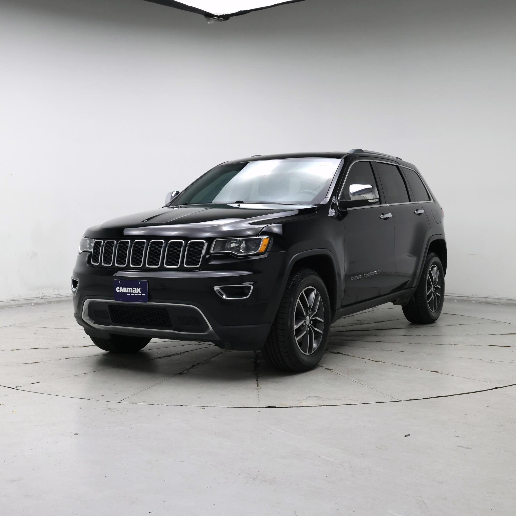 Thumbnail: 2018 Jeep Grand Cherokee - 4