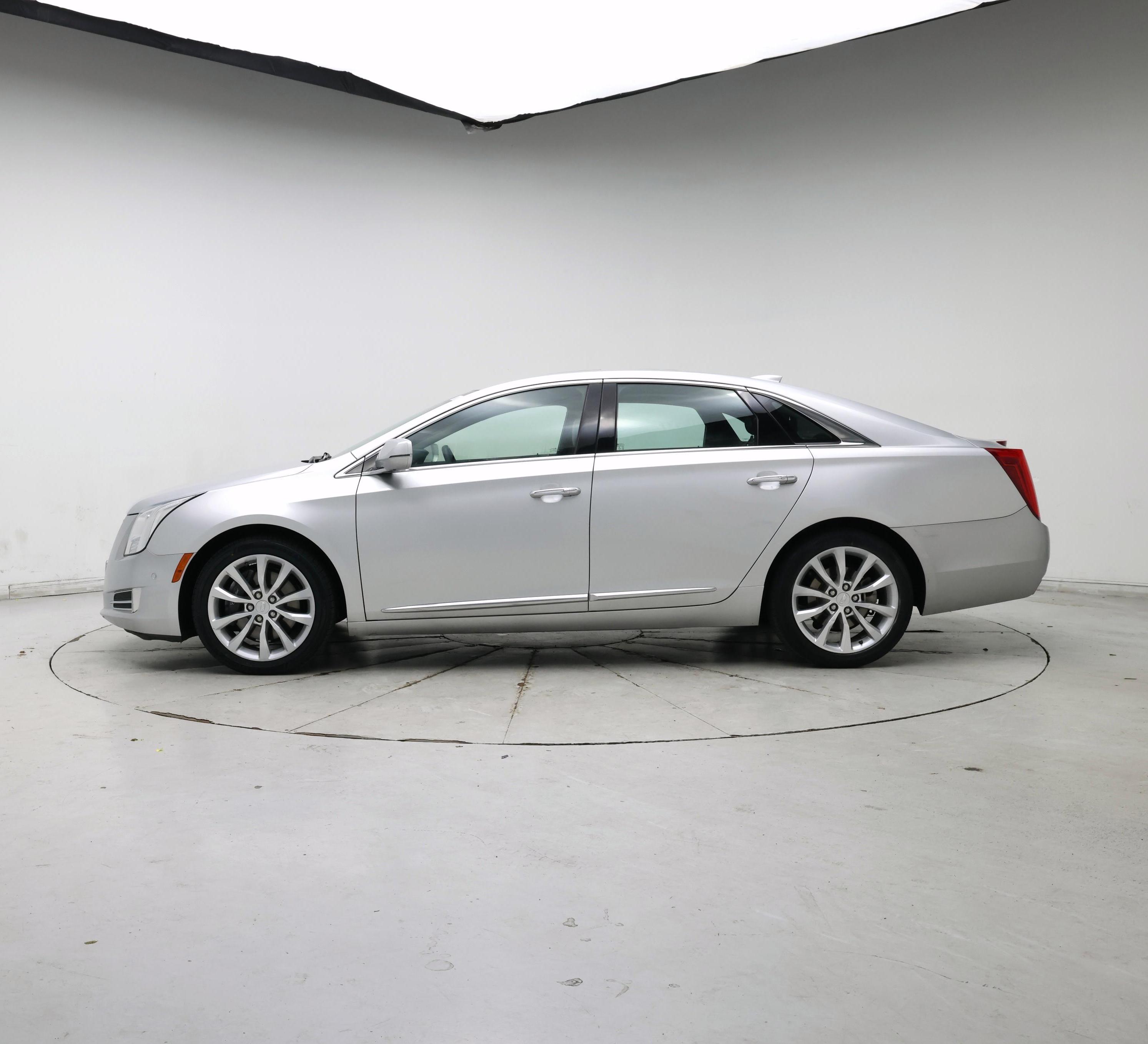 Thumbnail: 2017 Cadillac XTS - 3