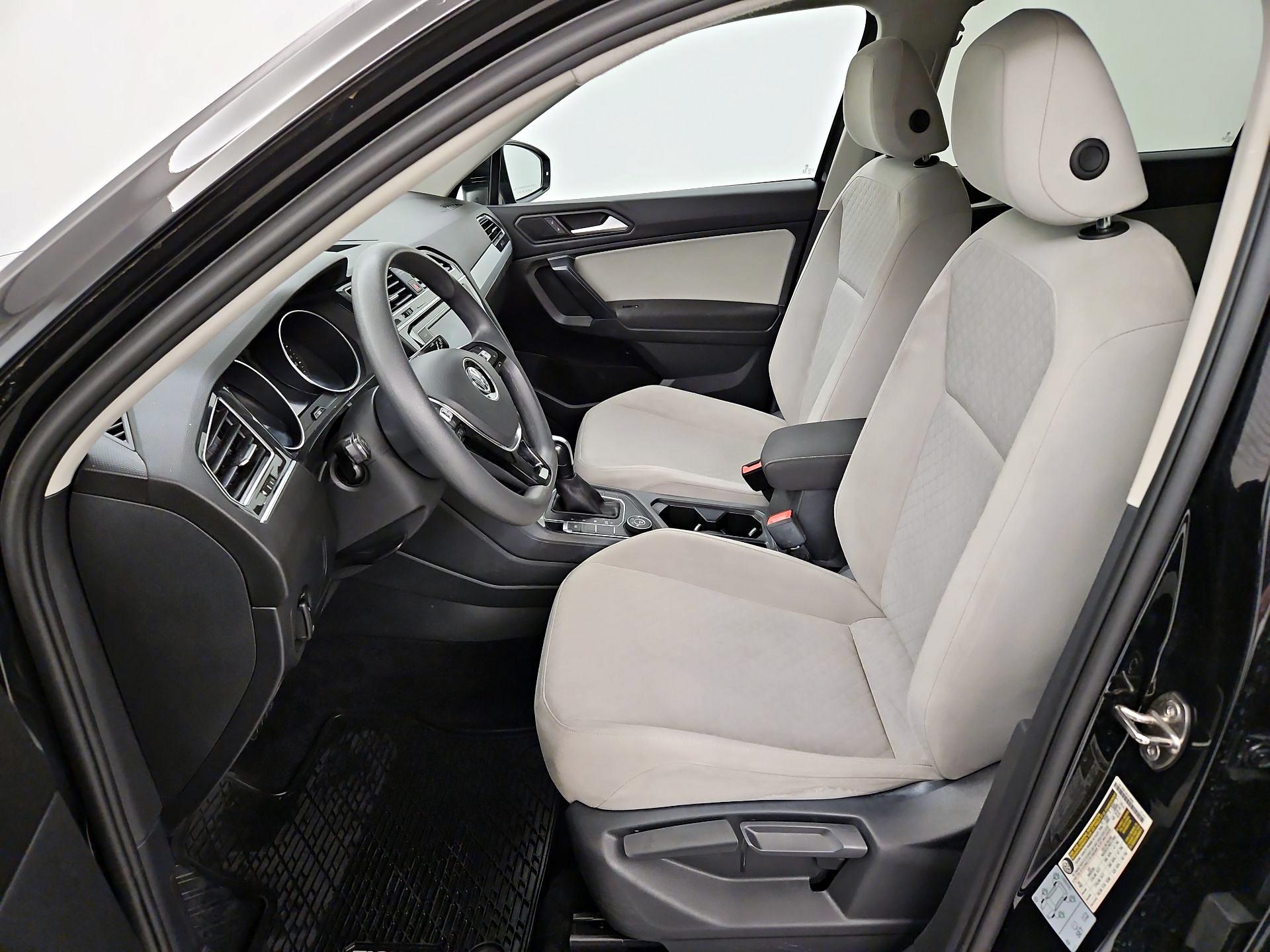Thumbnail: 2021 Volkswagen Tiguan - 11