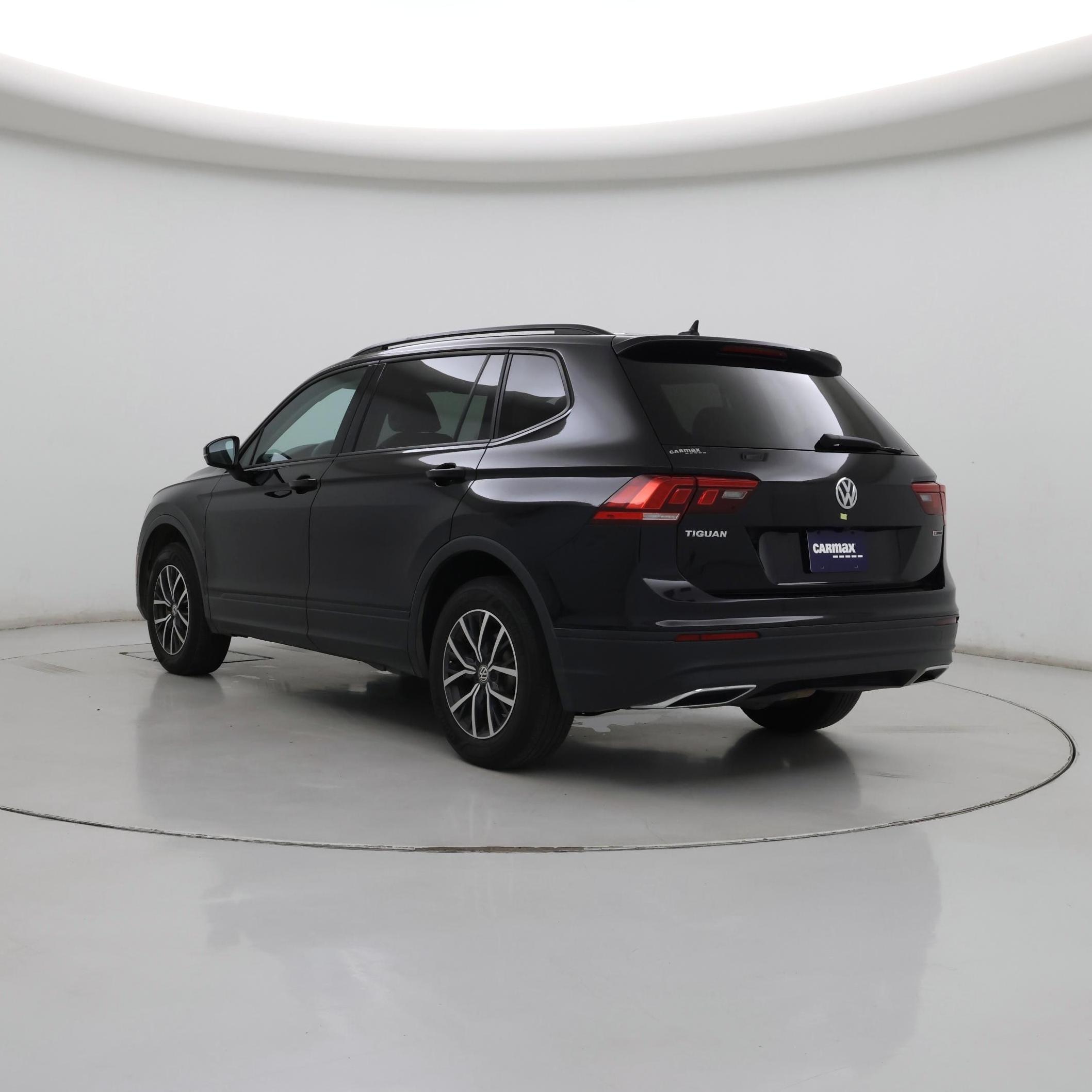 Thumbnail: 2021 Volkswagen Tiguan - 2