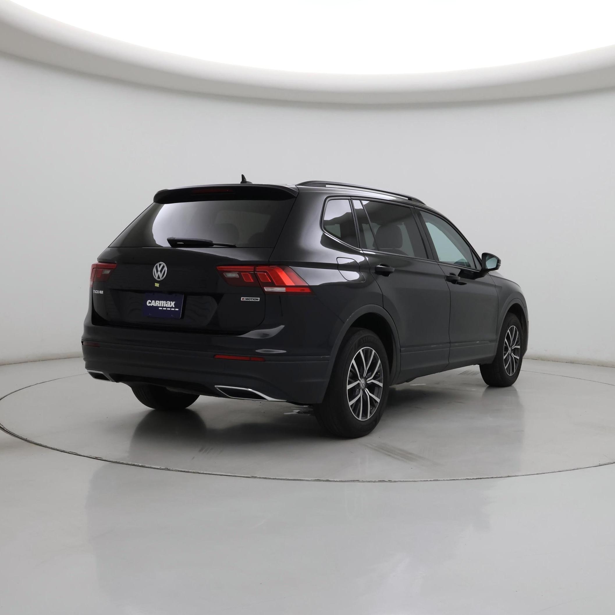 Thumbnail: 2021 Volkswagen Tiguan - 8