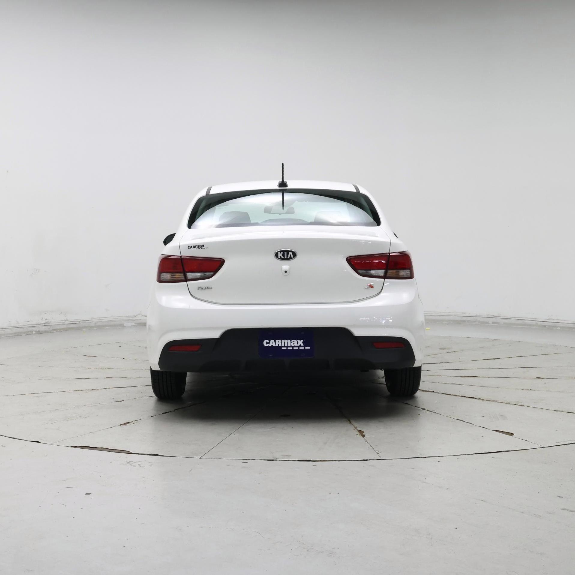 Thumbnail: 2018 Kia Rio - 6