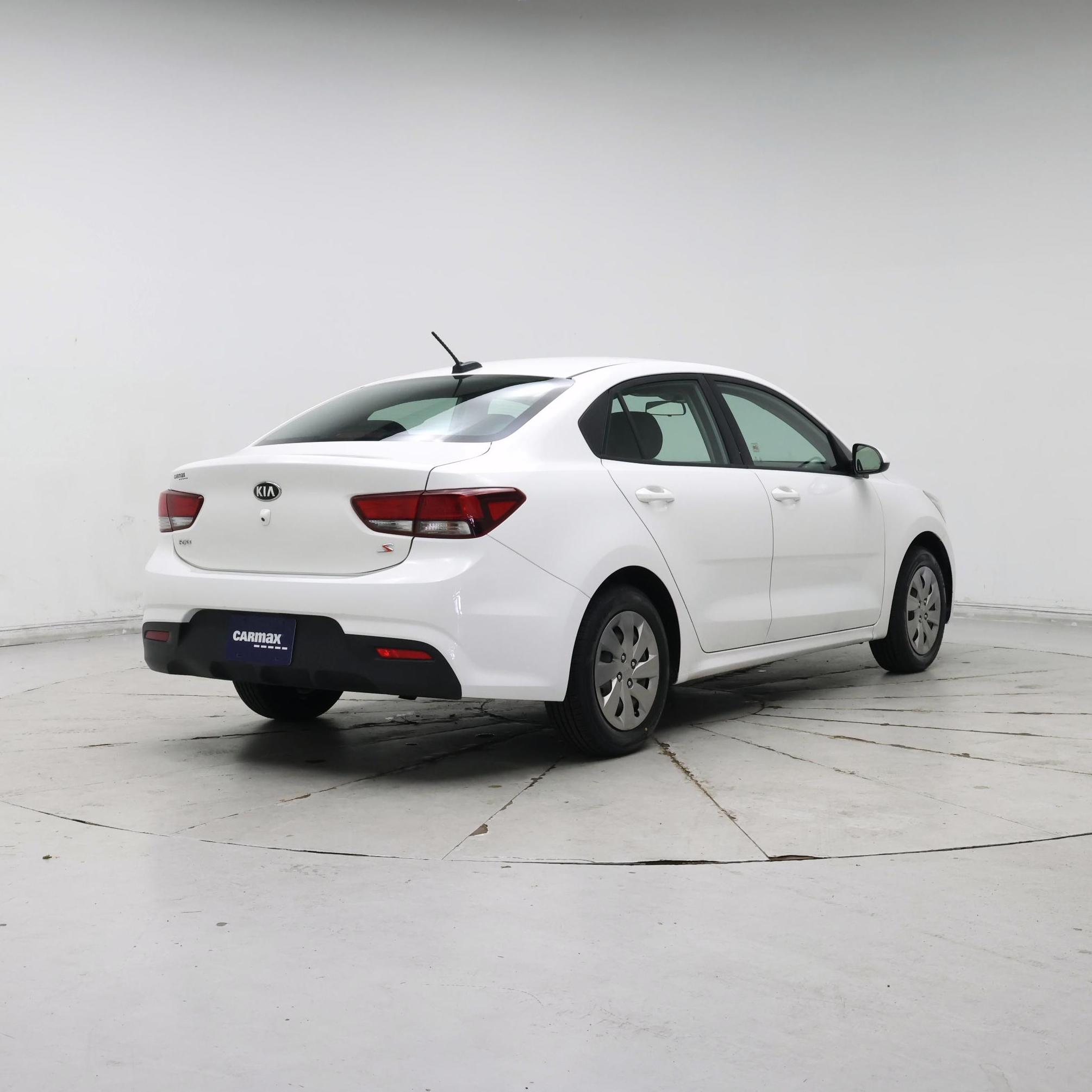 Thumbnail: 2018 Kia Rio - 8