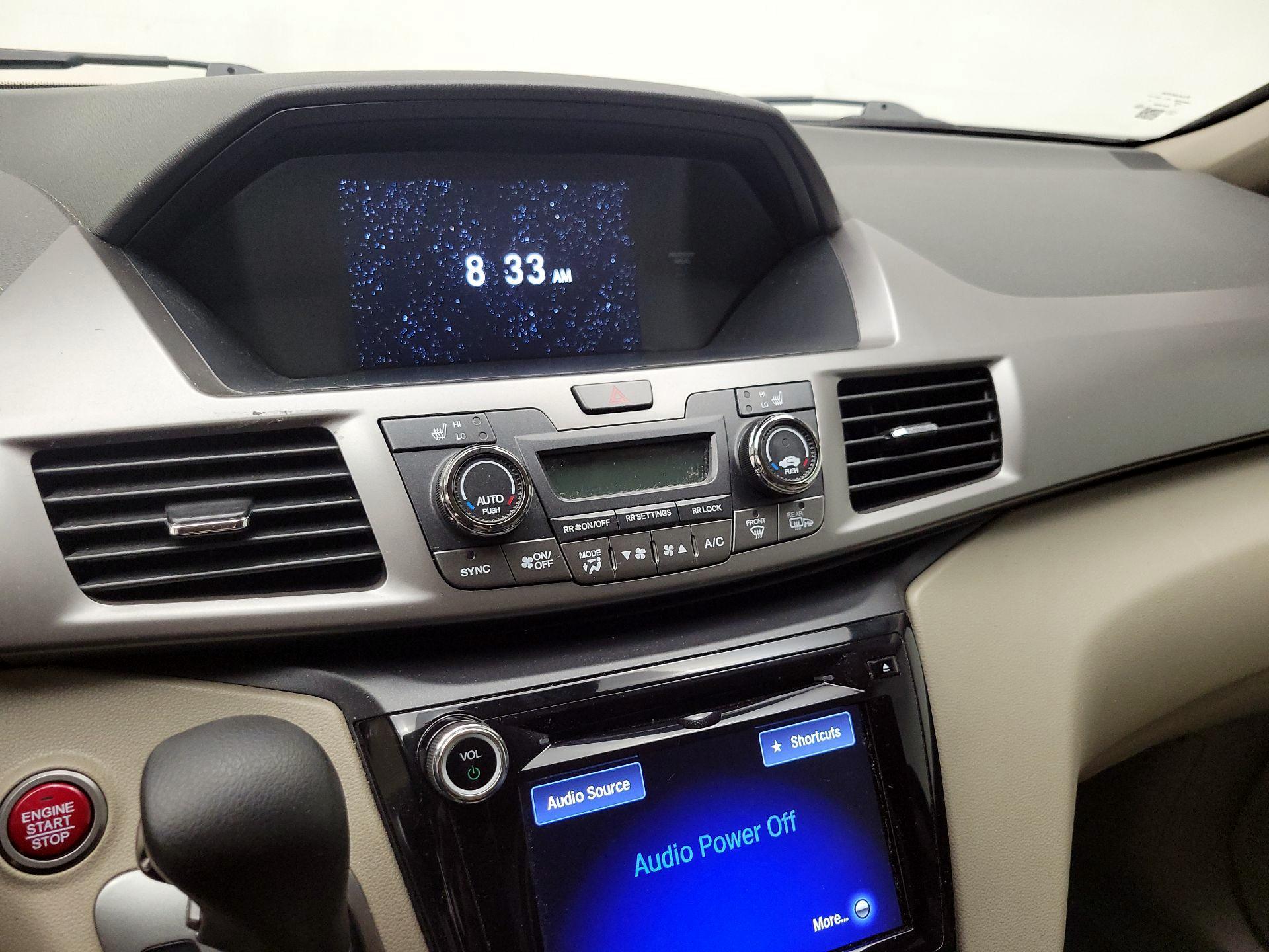 Thumbnail: 2016 Honda Odyssey - 16