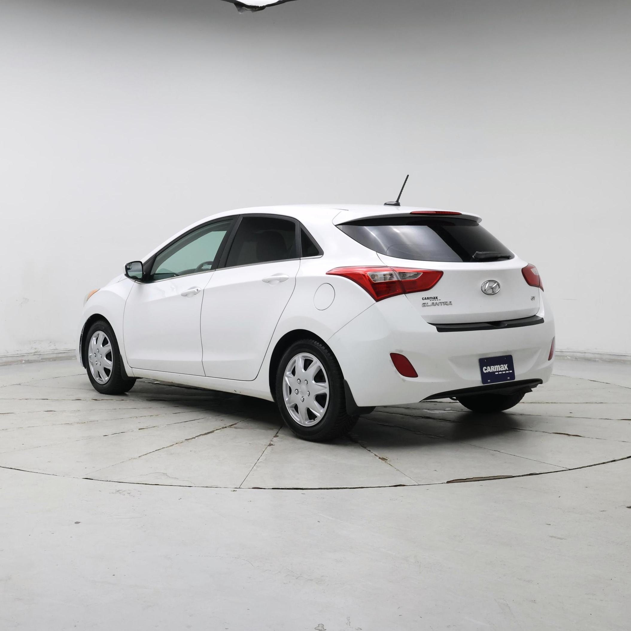 Thumbnail: 2016 Hyundai Elantra - 2