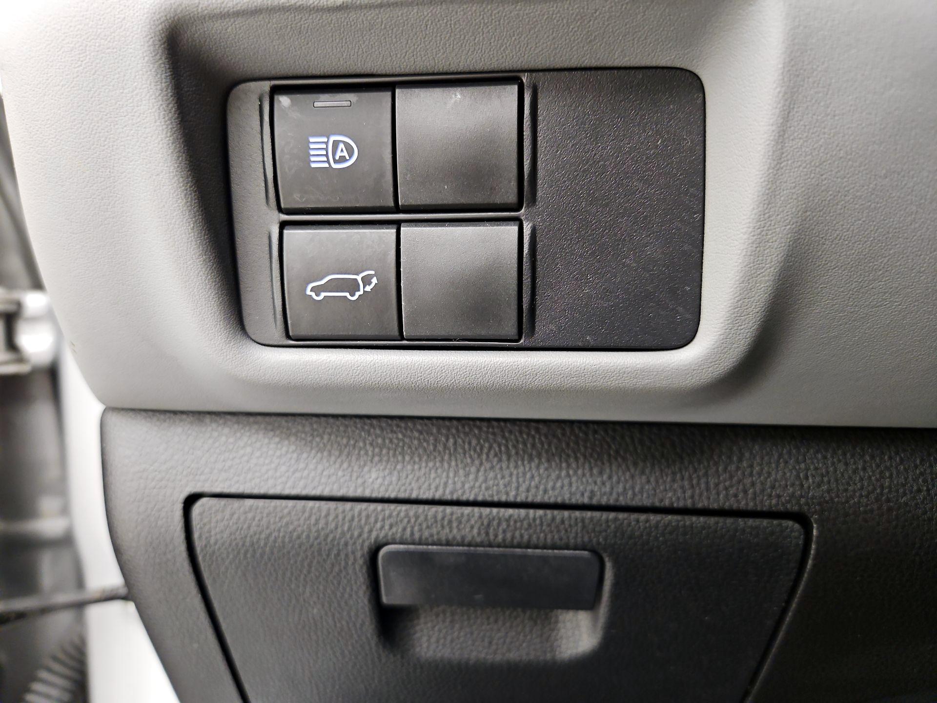 Thumbnail: 2021 Toyota Highlander - 13