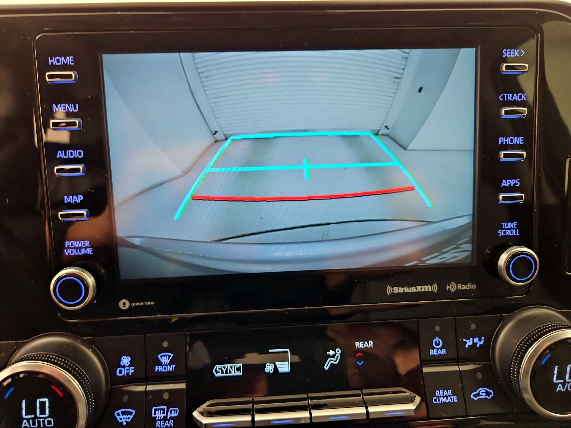 Thumbnail: 2021 Toyota Highlander - 15