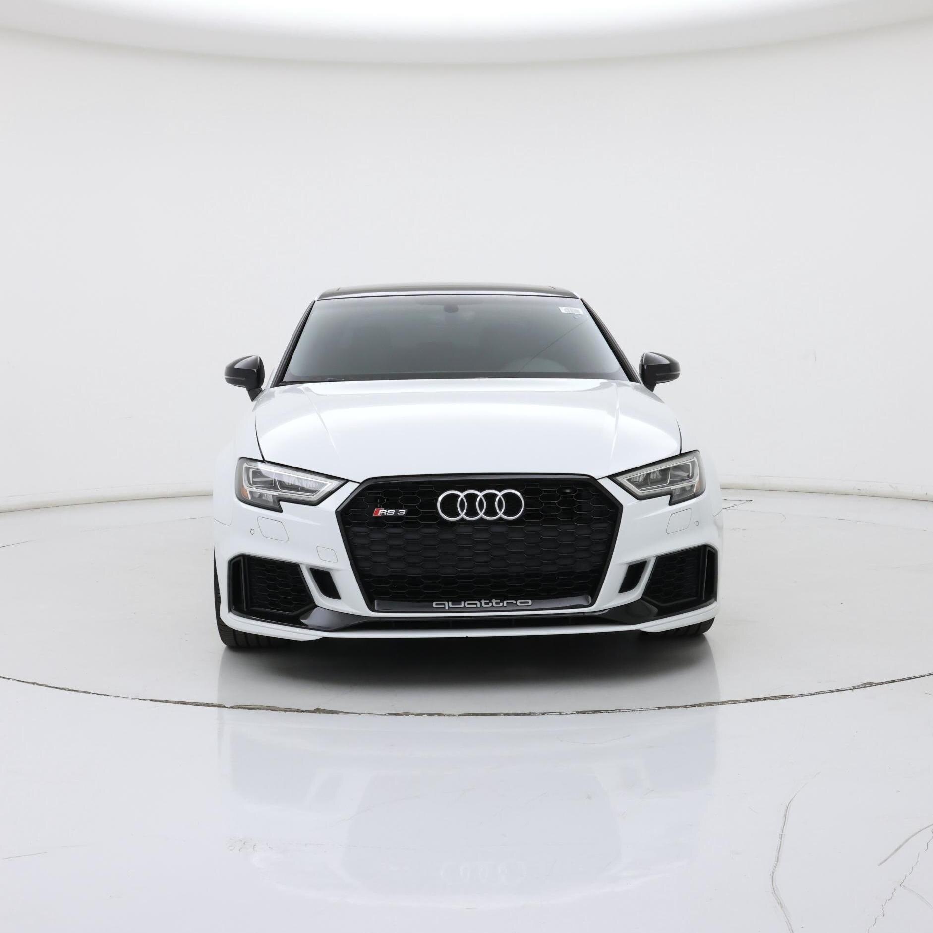 Thumbnail: 2019 Audi RS 3 - 5