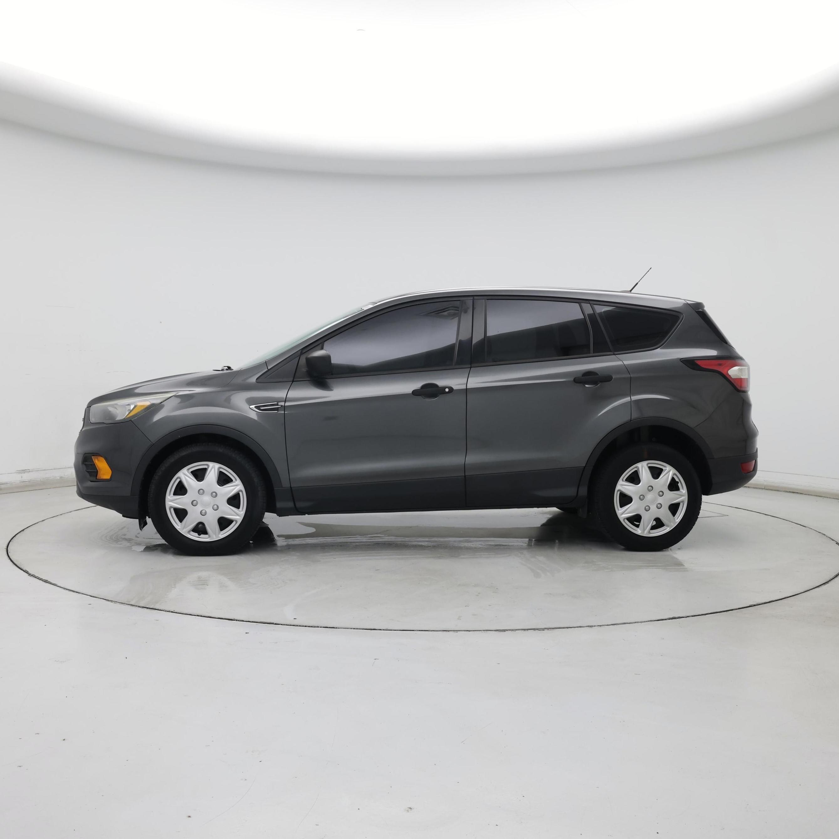 Thumbnail: 2018 Ford Escape - 3