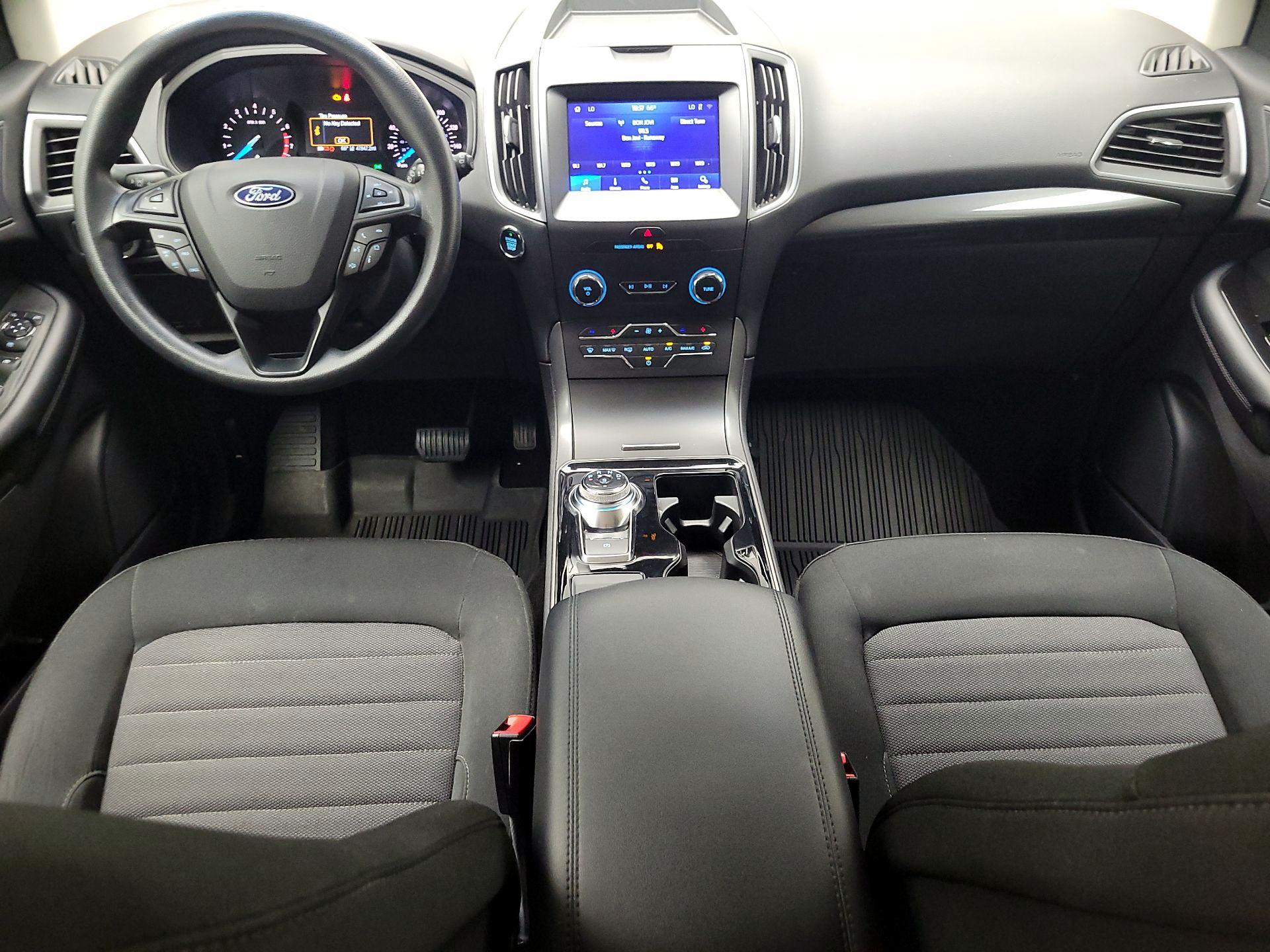 Thumbnail: 2020 Ford Edge - 9