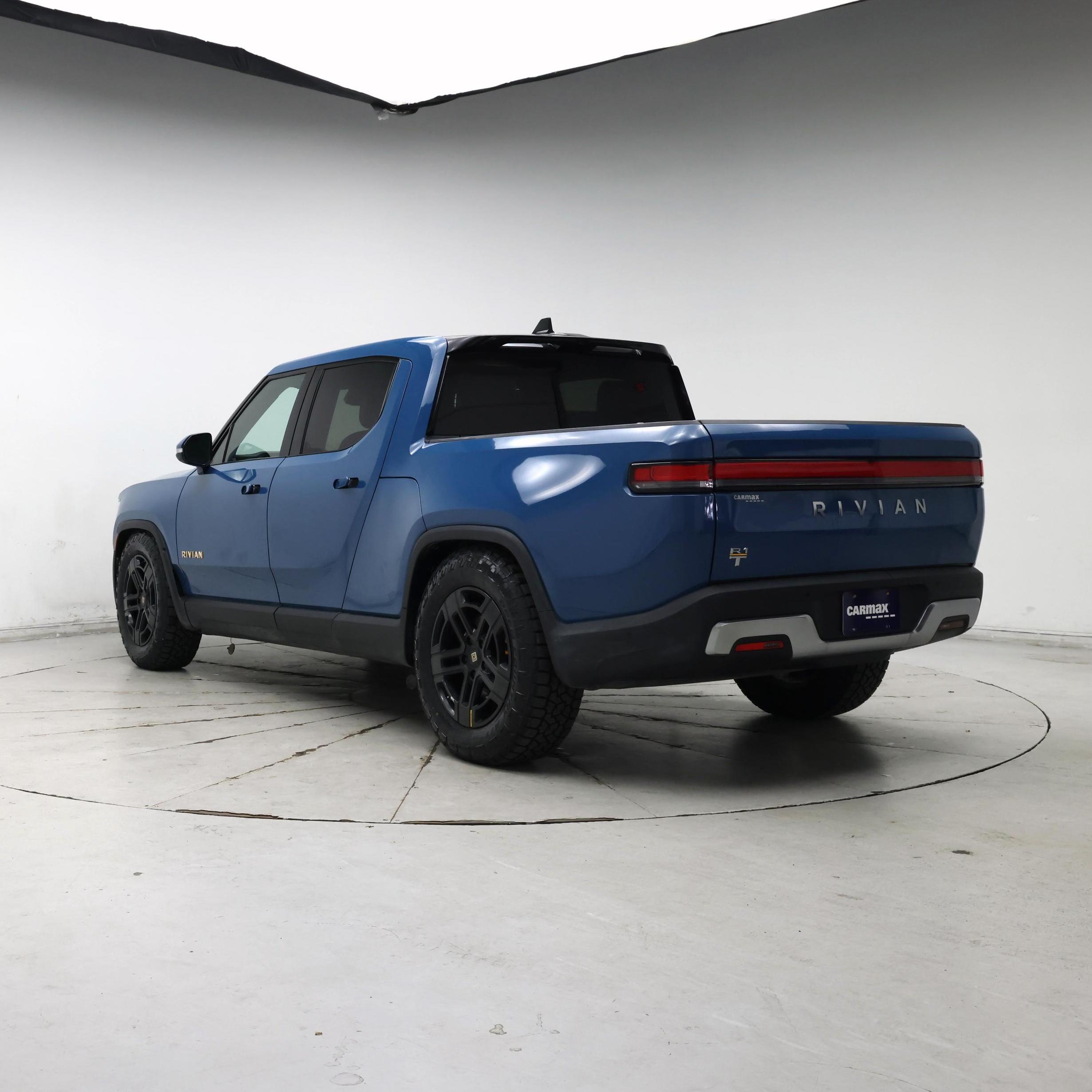 Thumbnail: 2023 Rivian R1T - 2