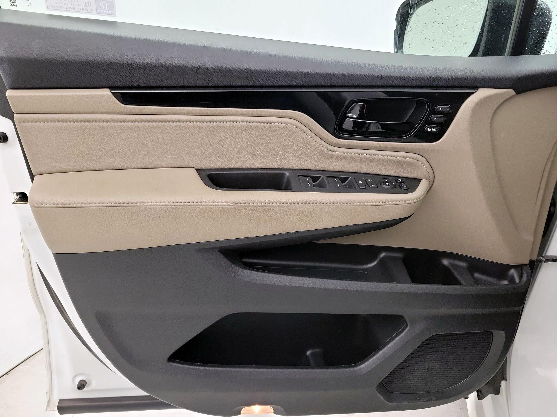 Thumbnail: 2022 Honda Odyssey - 12