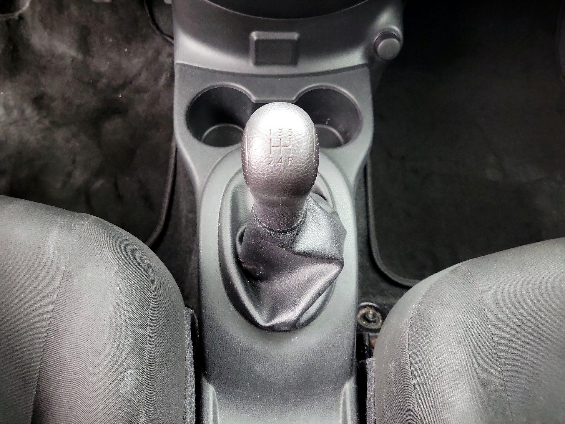 Thumbnail: 2017 Nissan Versa - 16