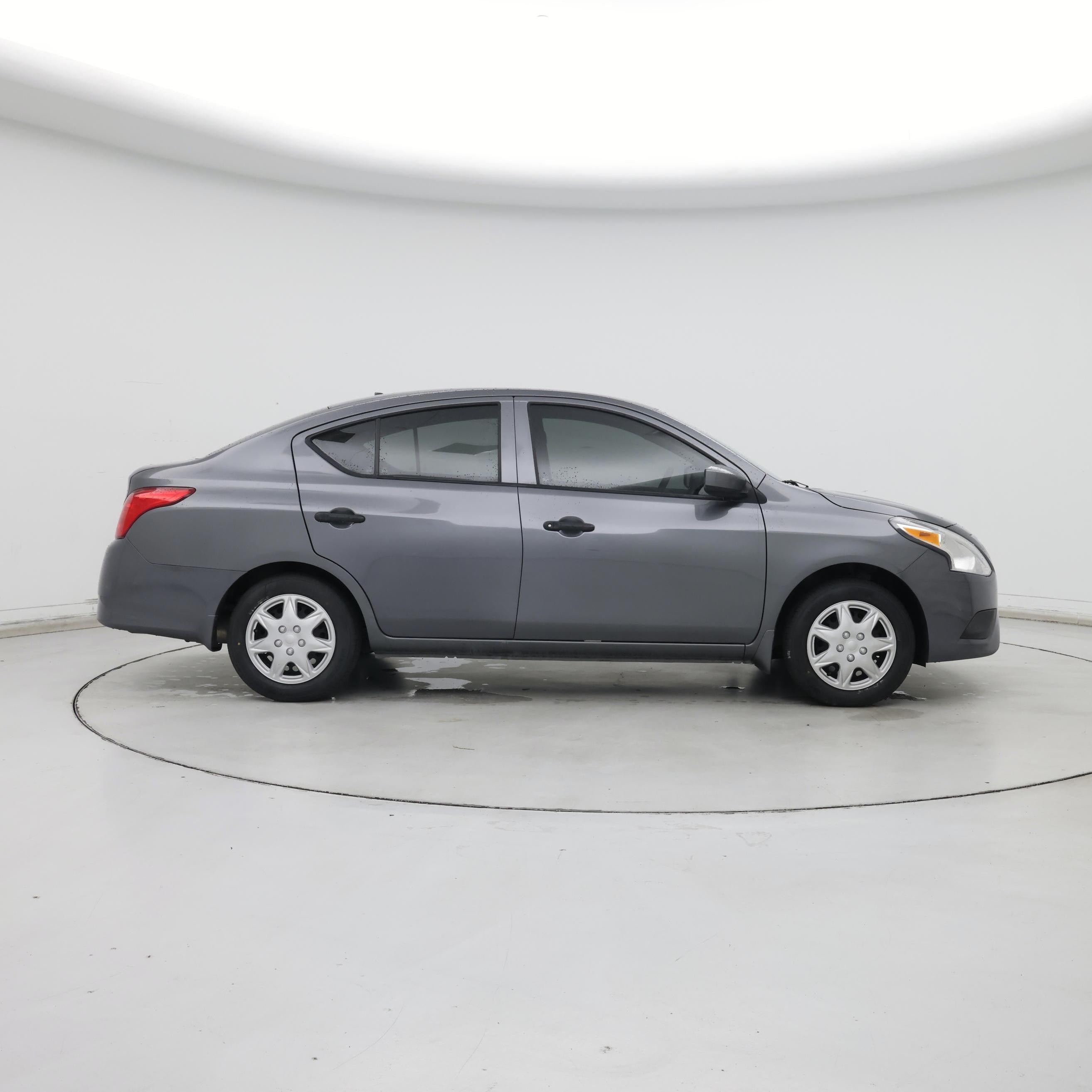 Thumbnail: 2017 Nissan Versa - 7