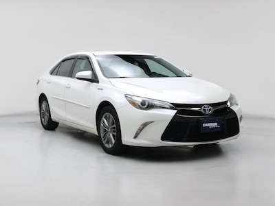 White 2017 Toyota Camry Hybrid SE