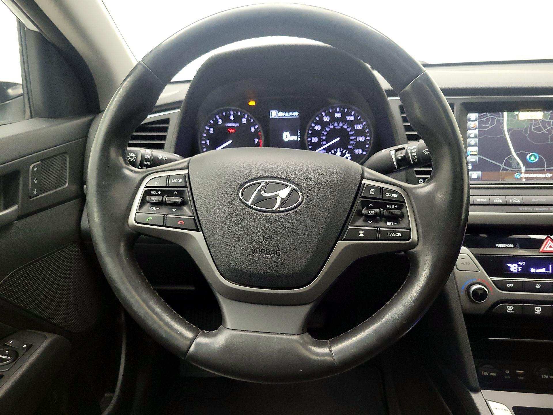 Thumbnail: 2017 Hyundai Elantra - 10
