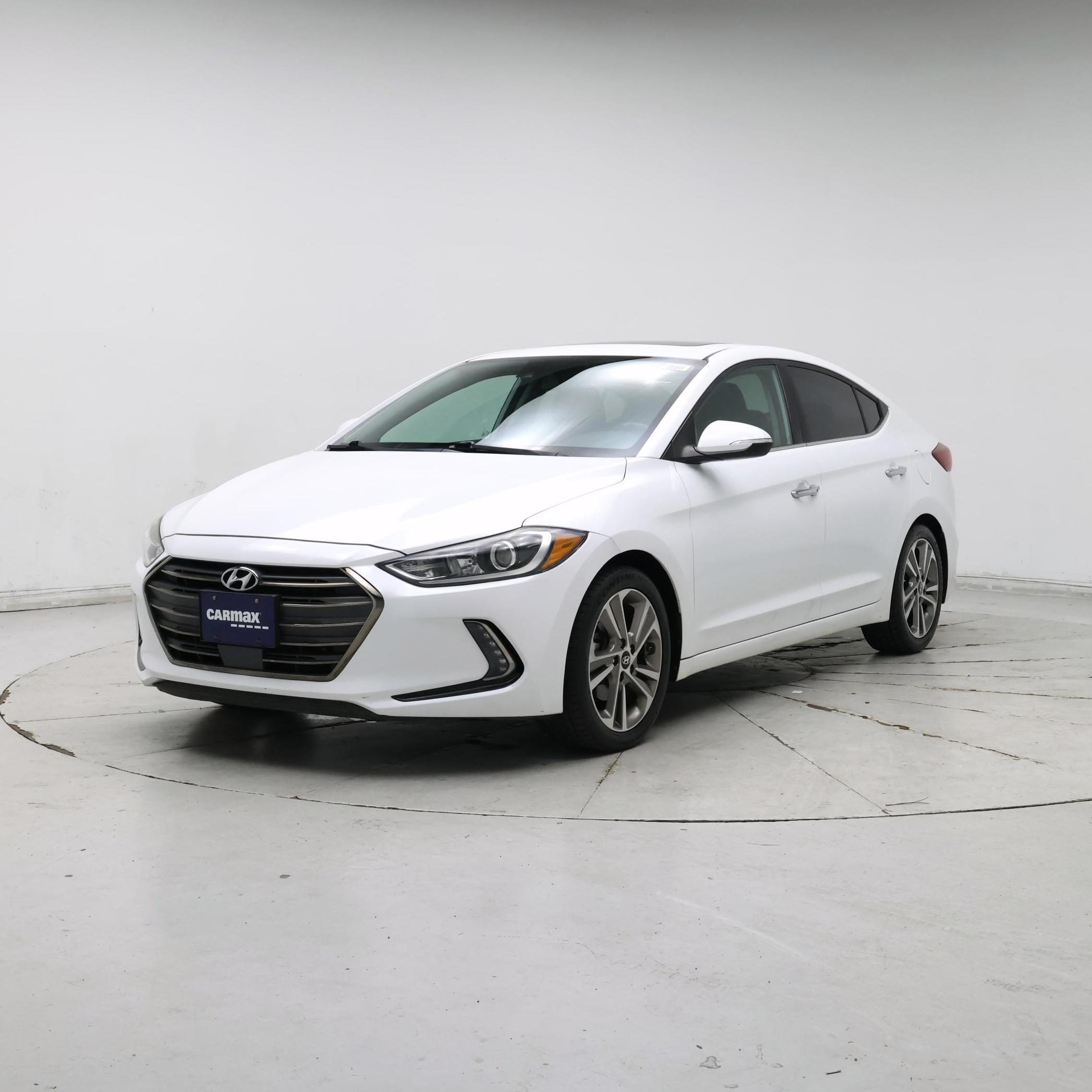 Thumbnail: 2017 Hyundai Elantra - 4