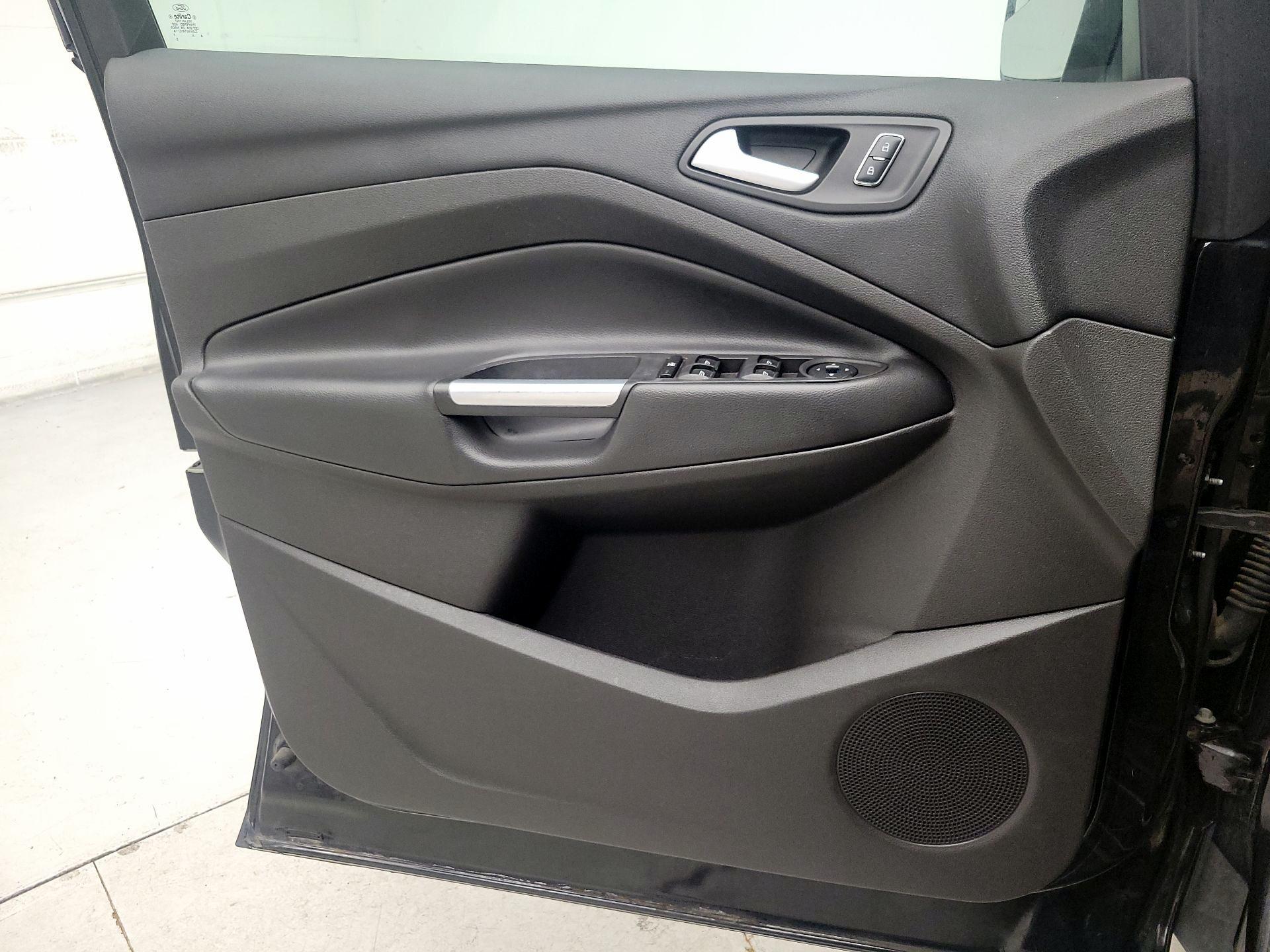 Thumbnail: 2015 Ford Escape - 12