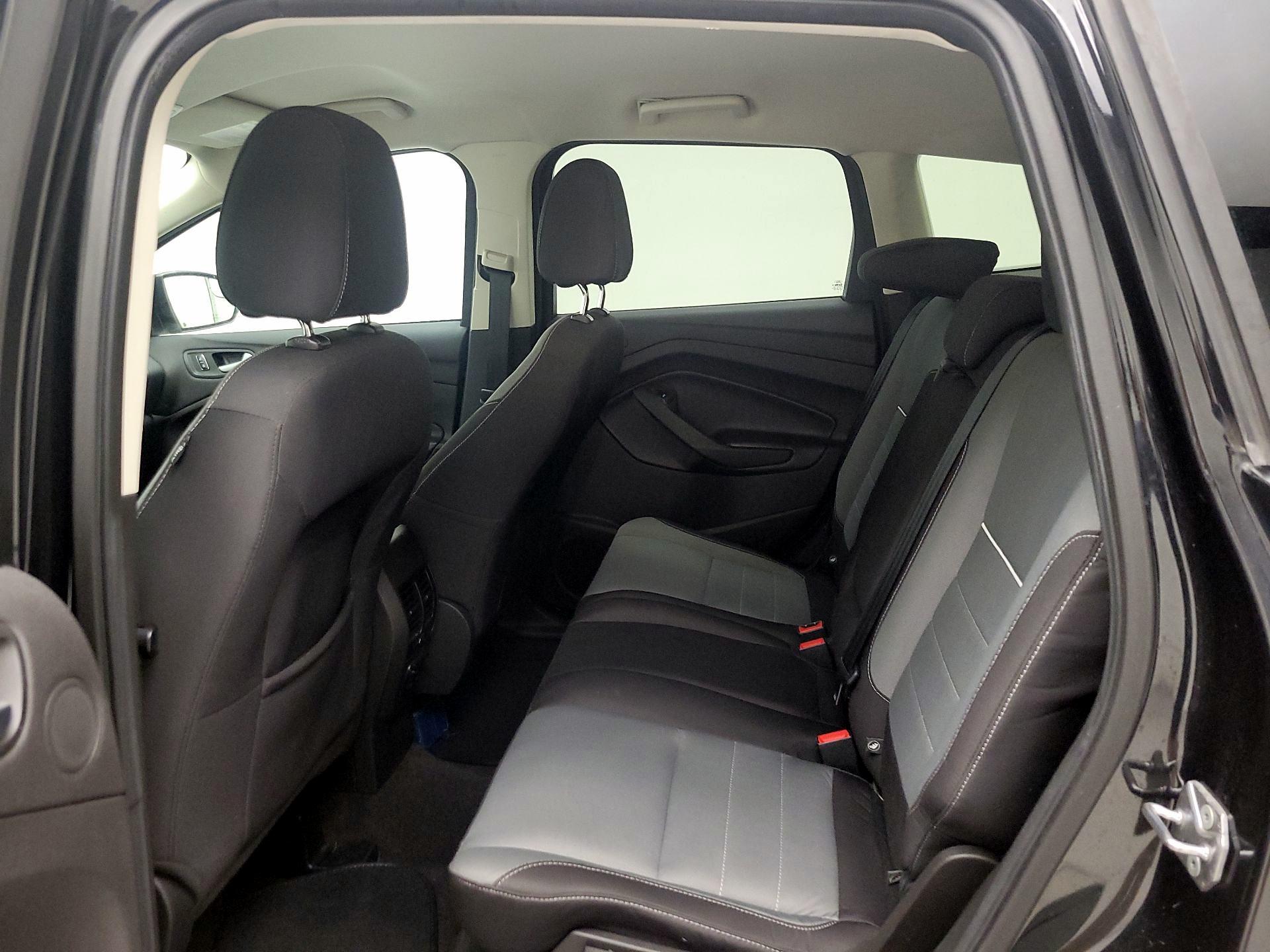 Thumbnail: 2015 Ford Escape - 19