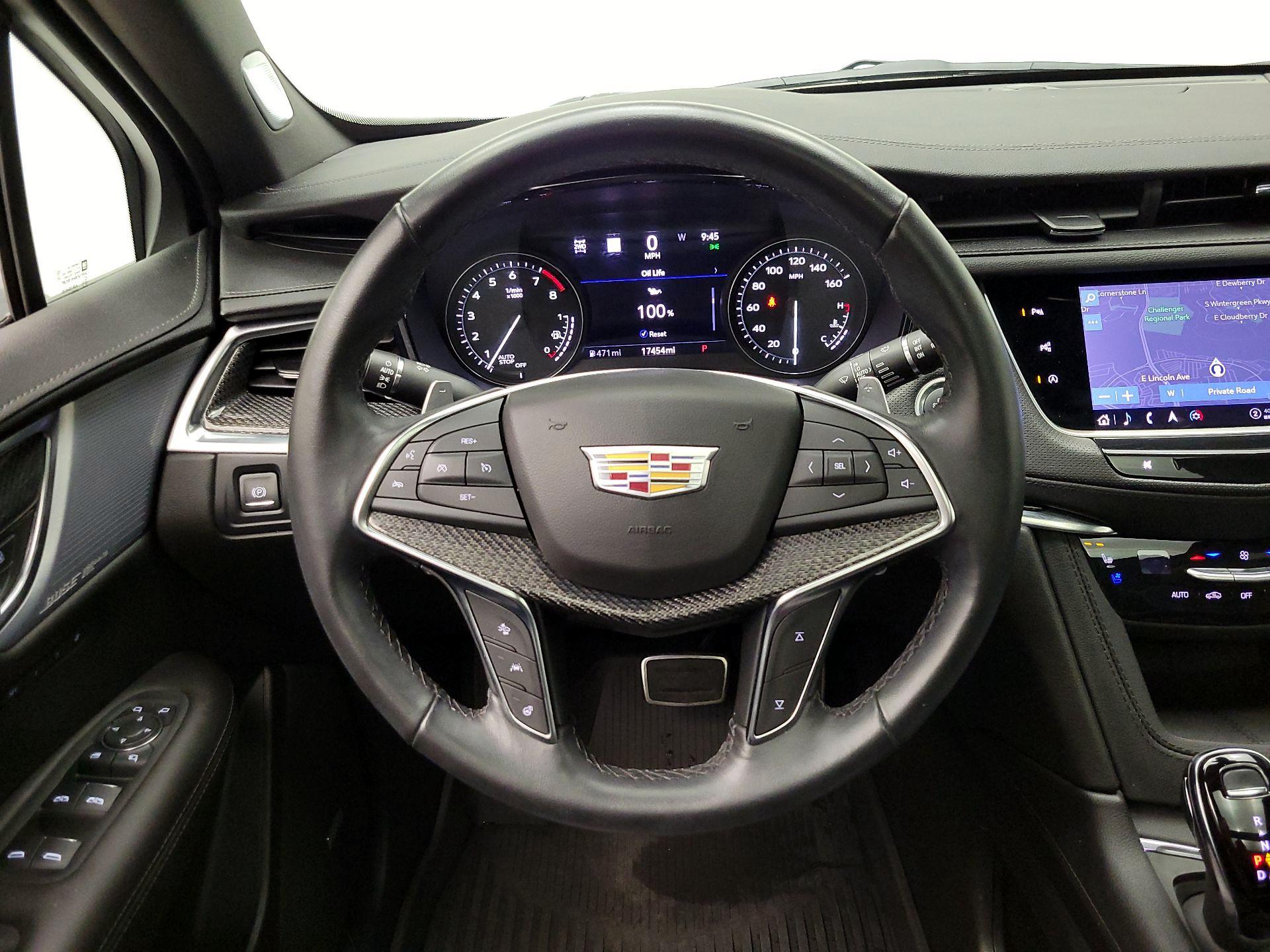 Thumbnail: 2024 Cadillac XT5 - 10