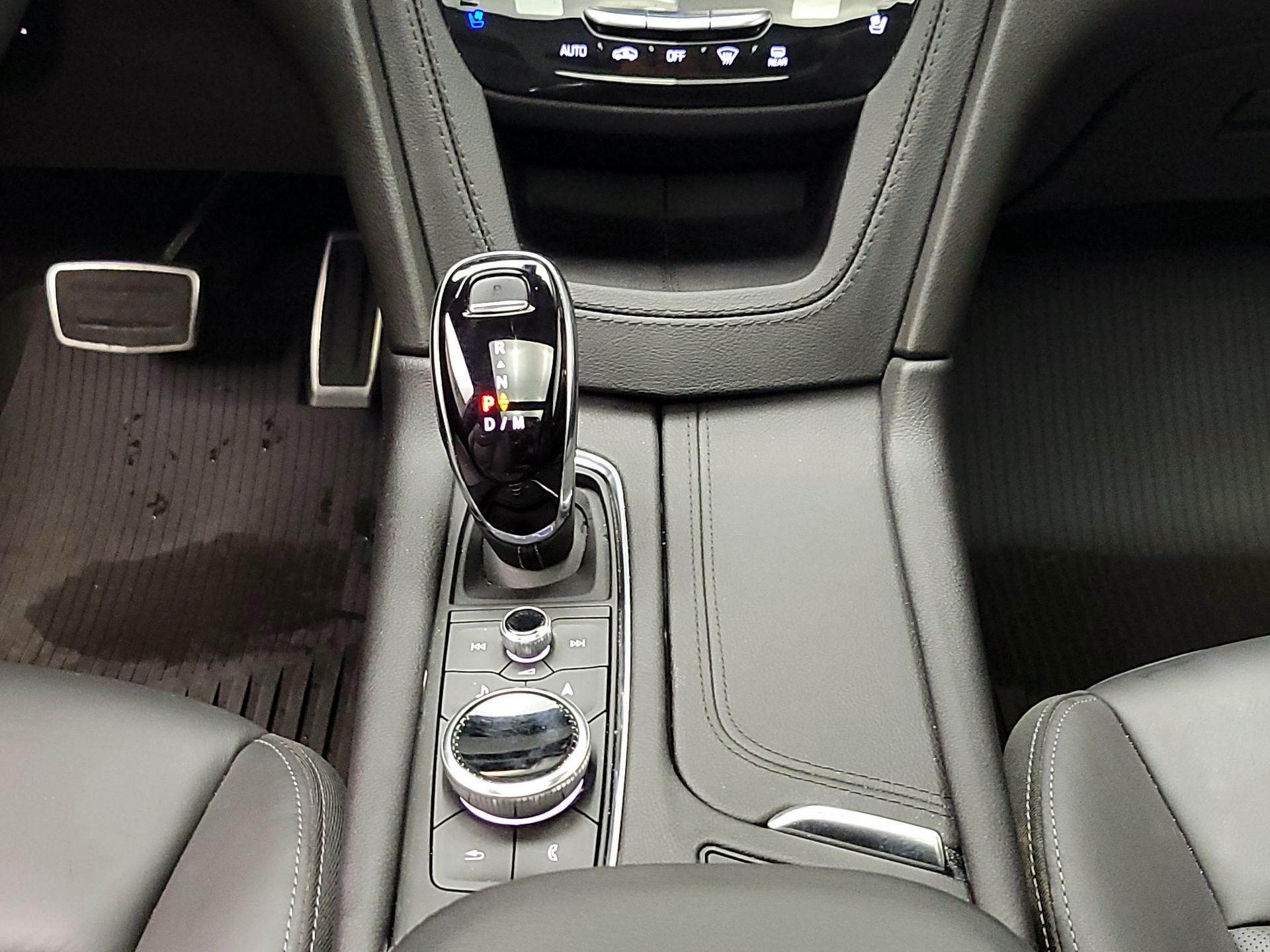 Thumbnail: 2024 Cadillac XT5 - 18