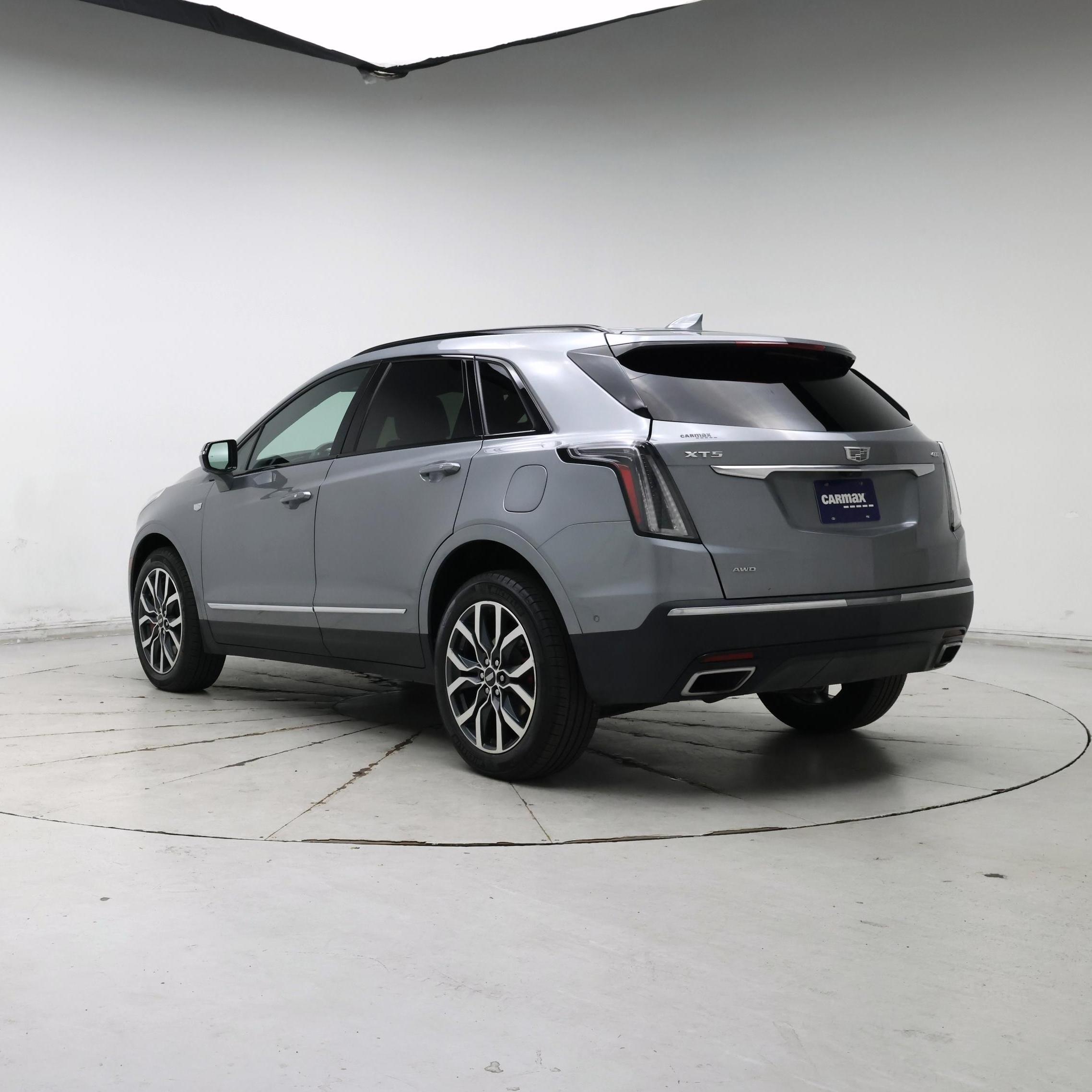 Thumbnail: 2024 Cadillac XT5 - 2