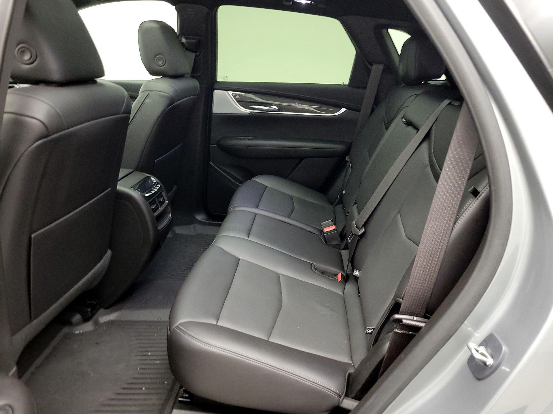 Thumbnail: 2024 Cadillac XT5 - 20