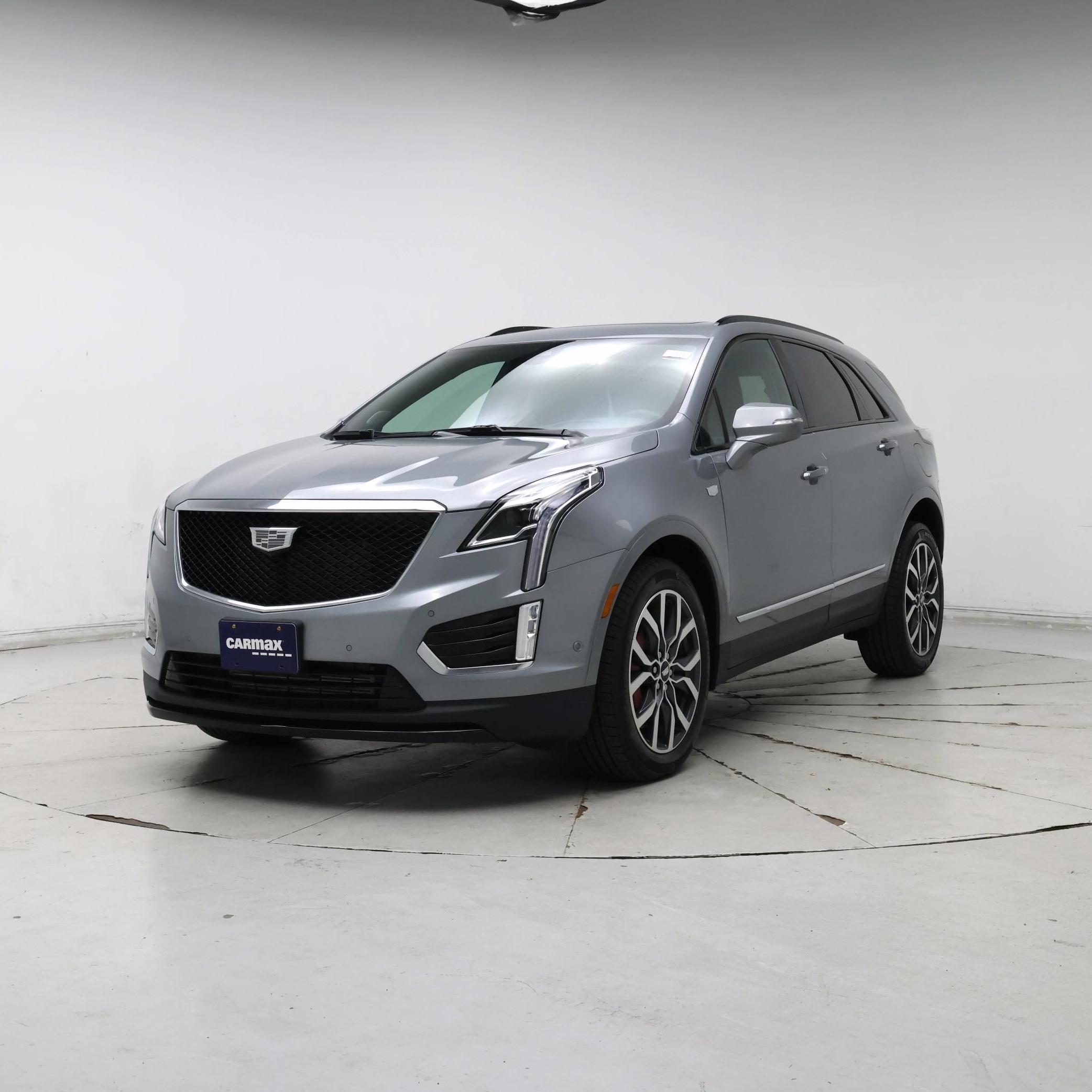 Thumbnail: 2024 Cadillac XT5 - 4