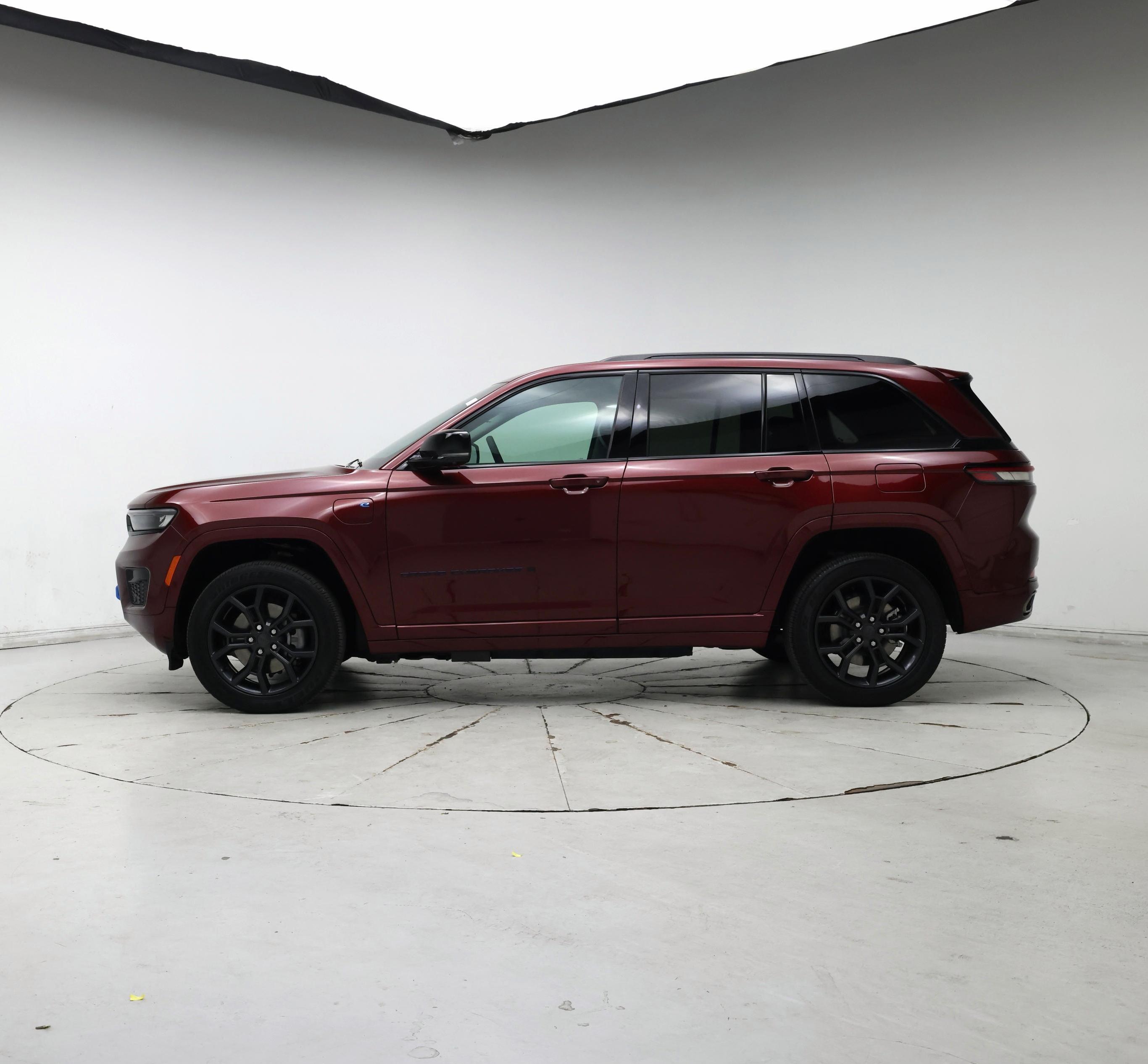 Thumbnail: 2023 Jeep Grand Cherokee - 3