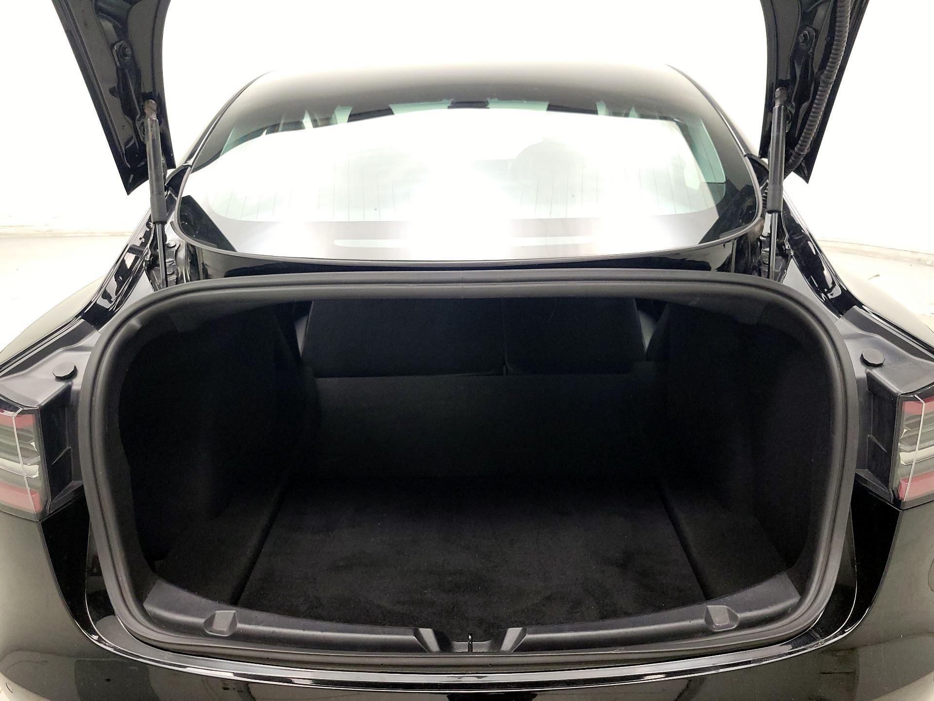Thumbnail: 2020 Tesla Model 3 - 20