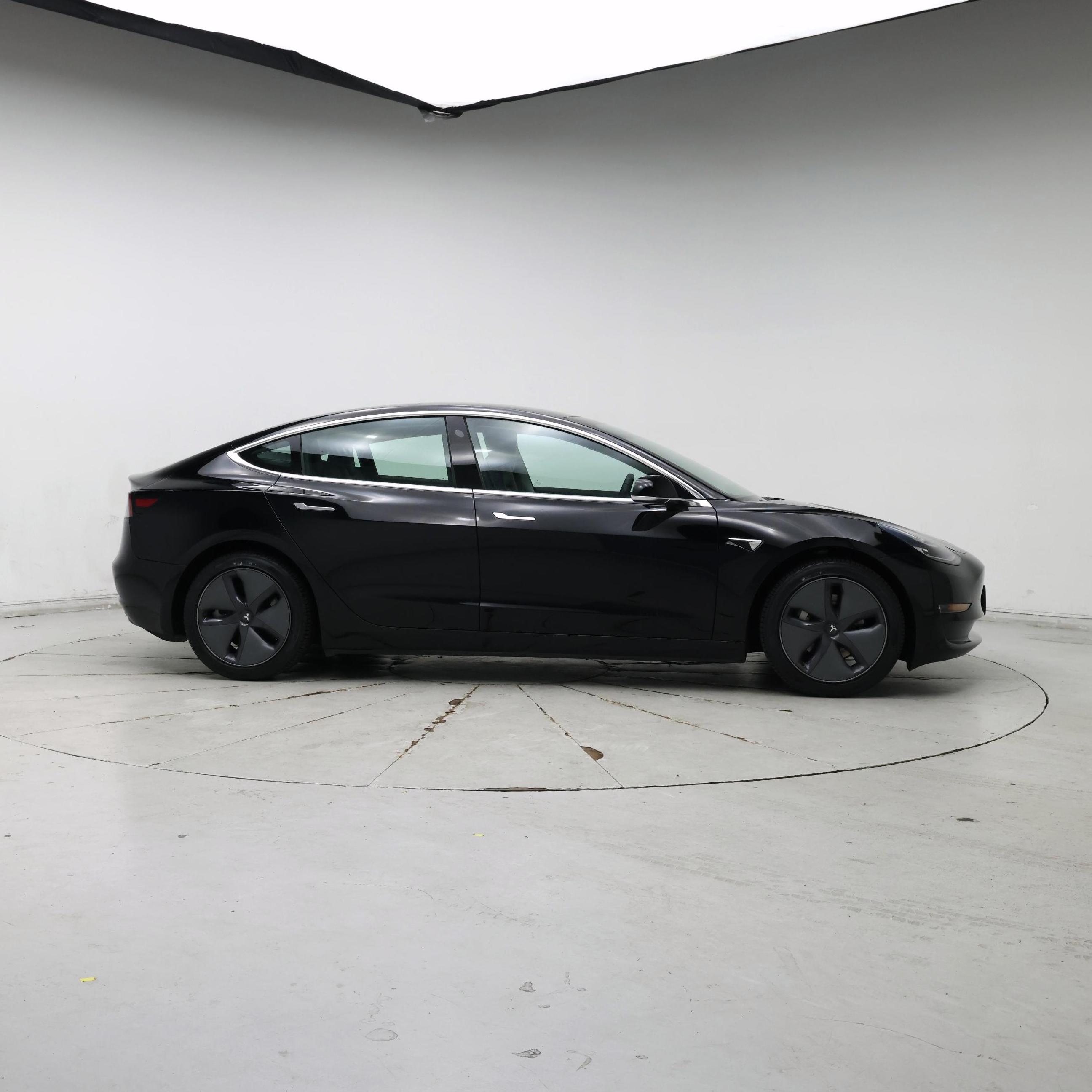 Thumbnail: 2020 Tesla Model 3 - 7