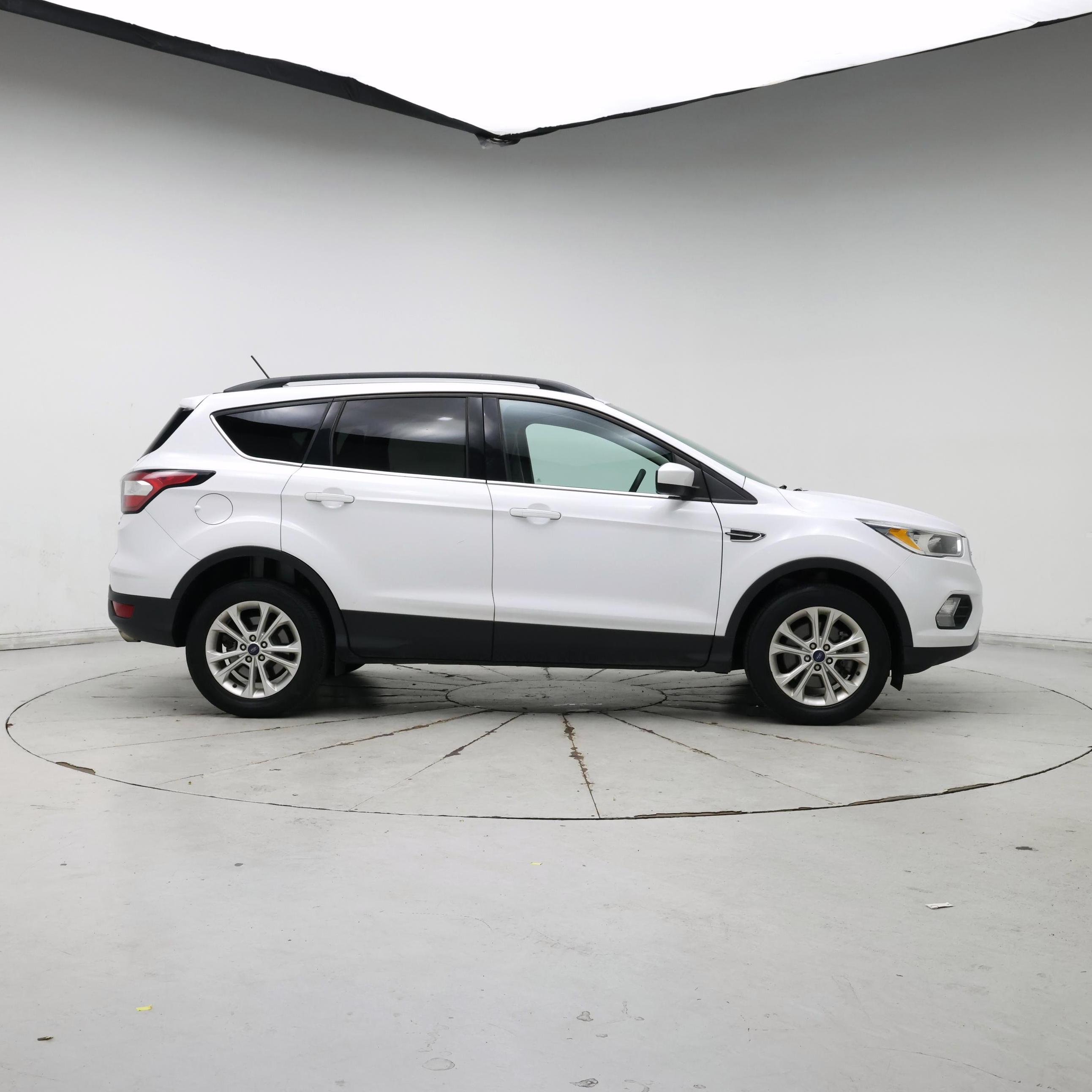 Thumbnail: 2018 Ford Escape - 7