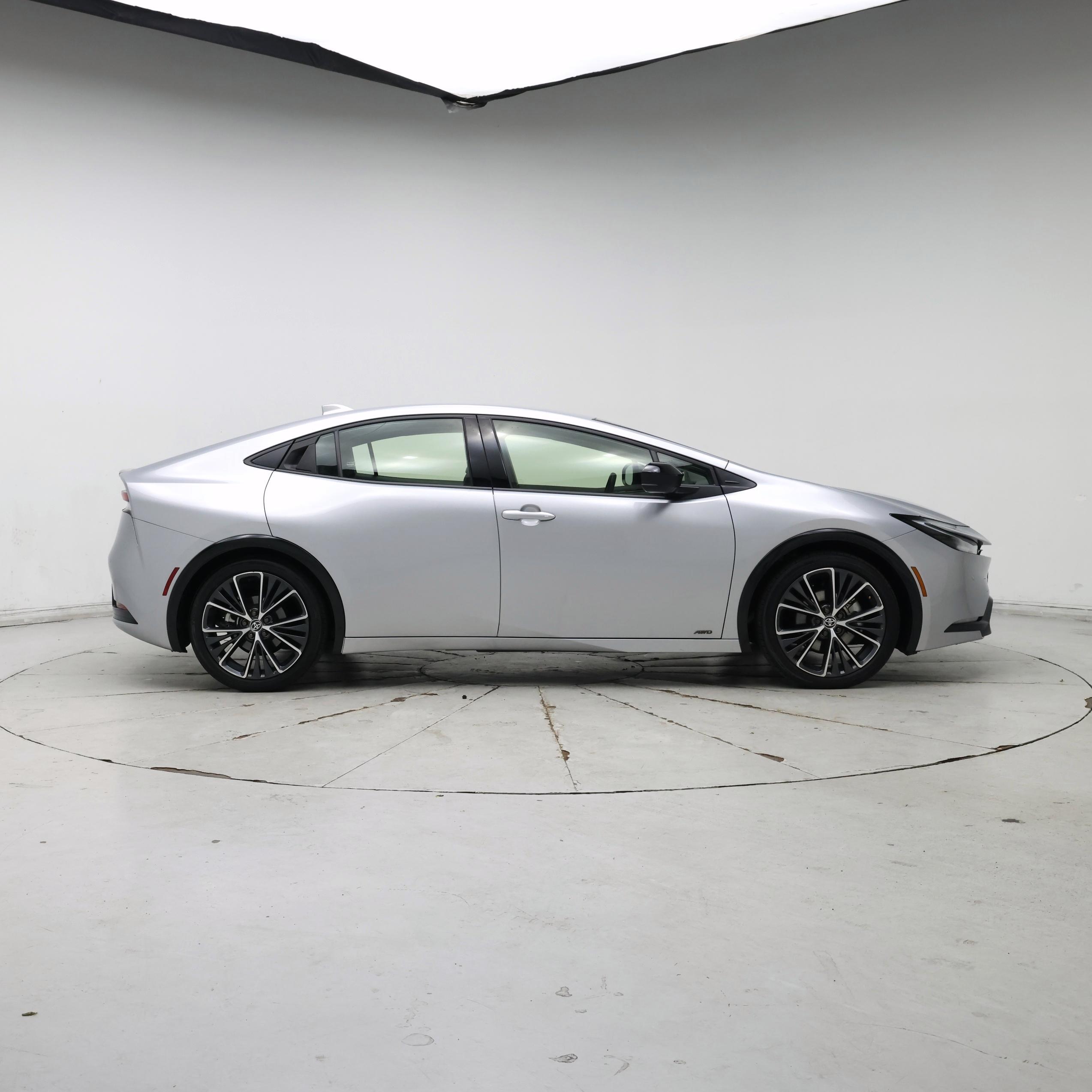 Thumbnail: 2023 Toyota Prius - 7