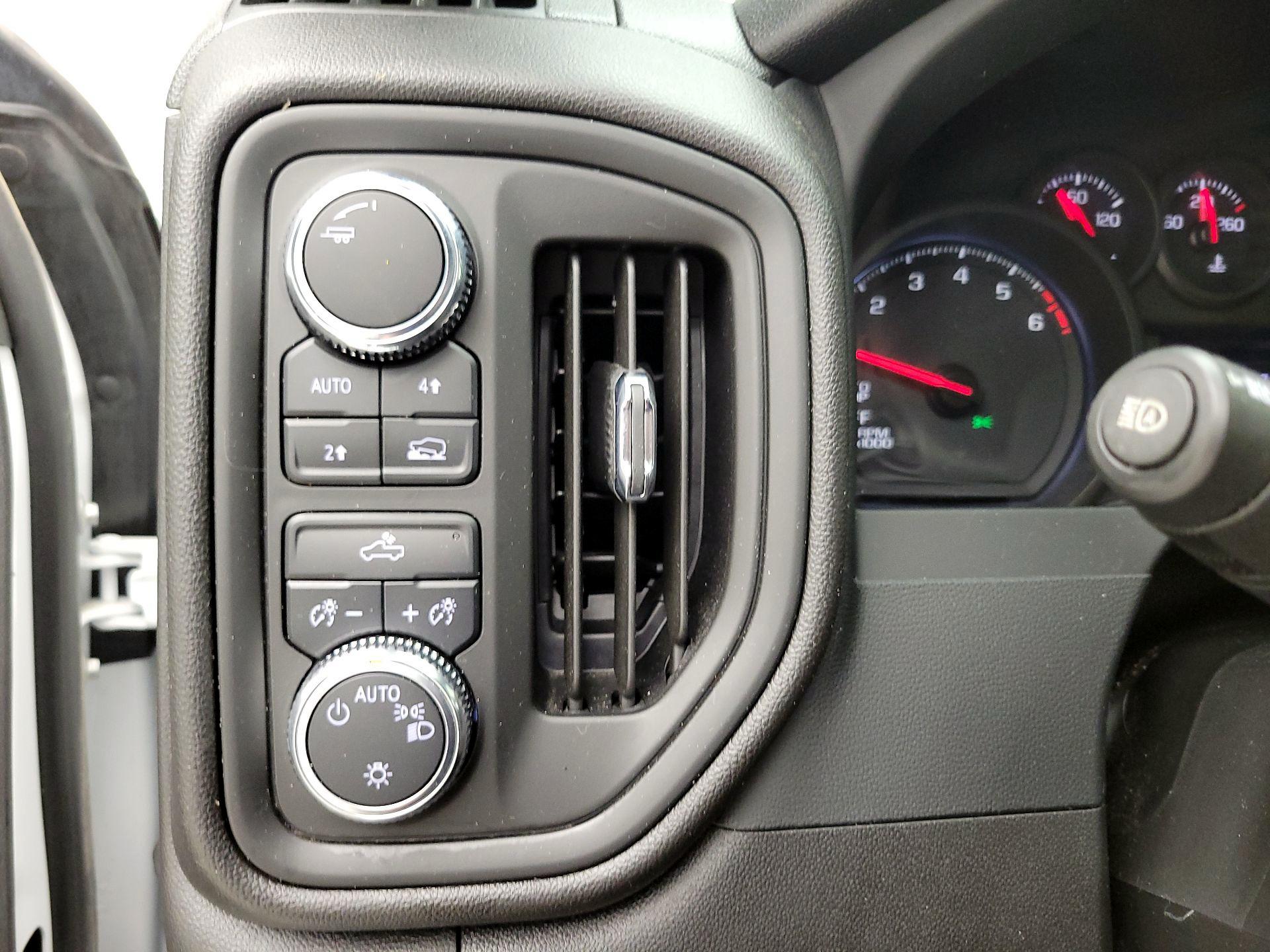 Thumbnail: 2024 GMC Sierra 1500 - 13